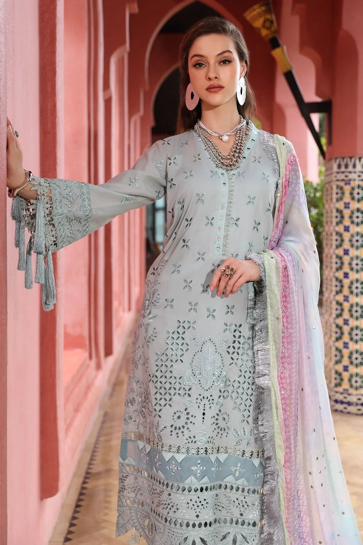 Nureh | Bazaar Lawn 25 | NE-111 - Rang-e-Khaas