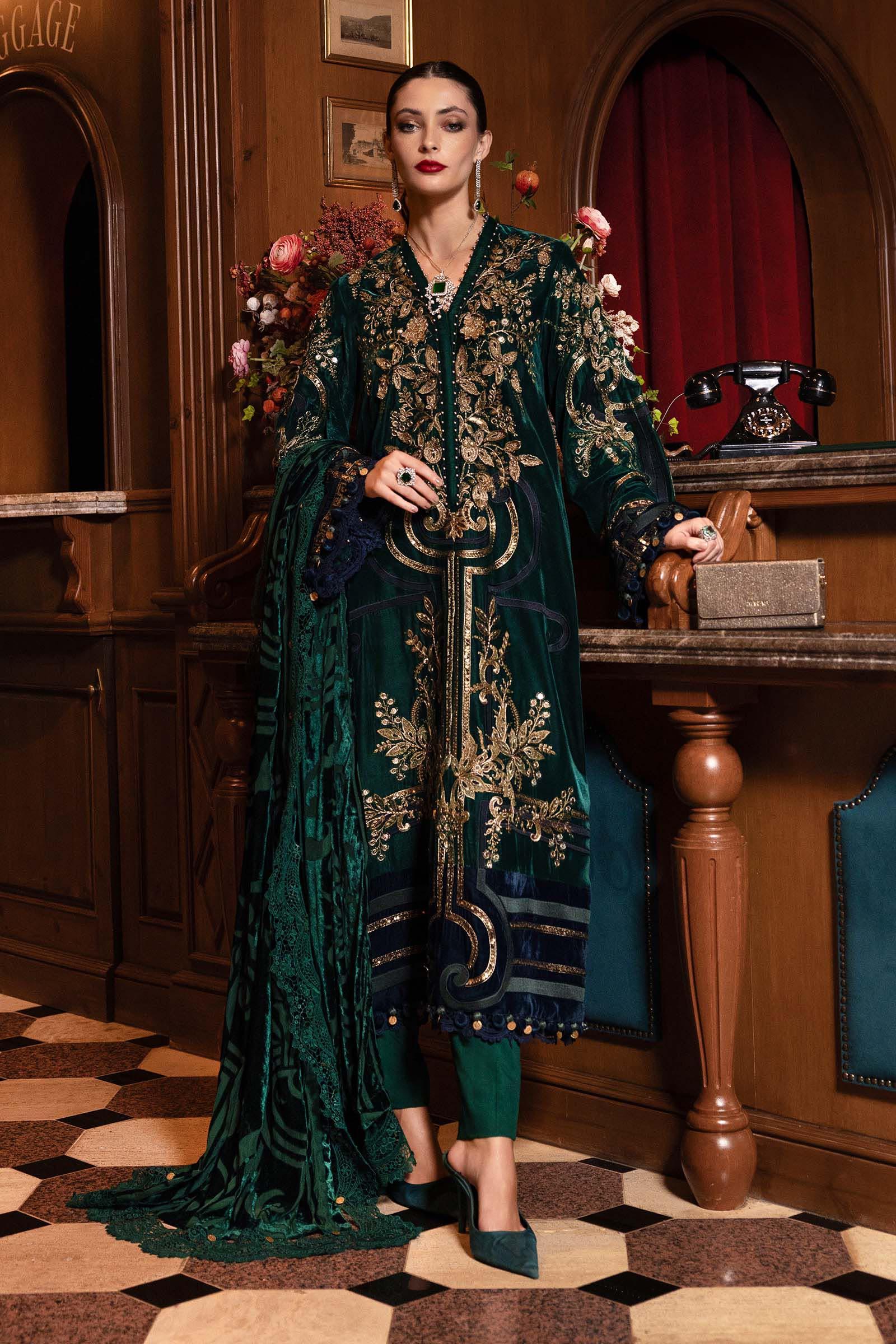3 Piece Embroidered Velvet Suit - Rang-e-Khaas