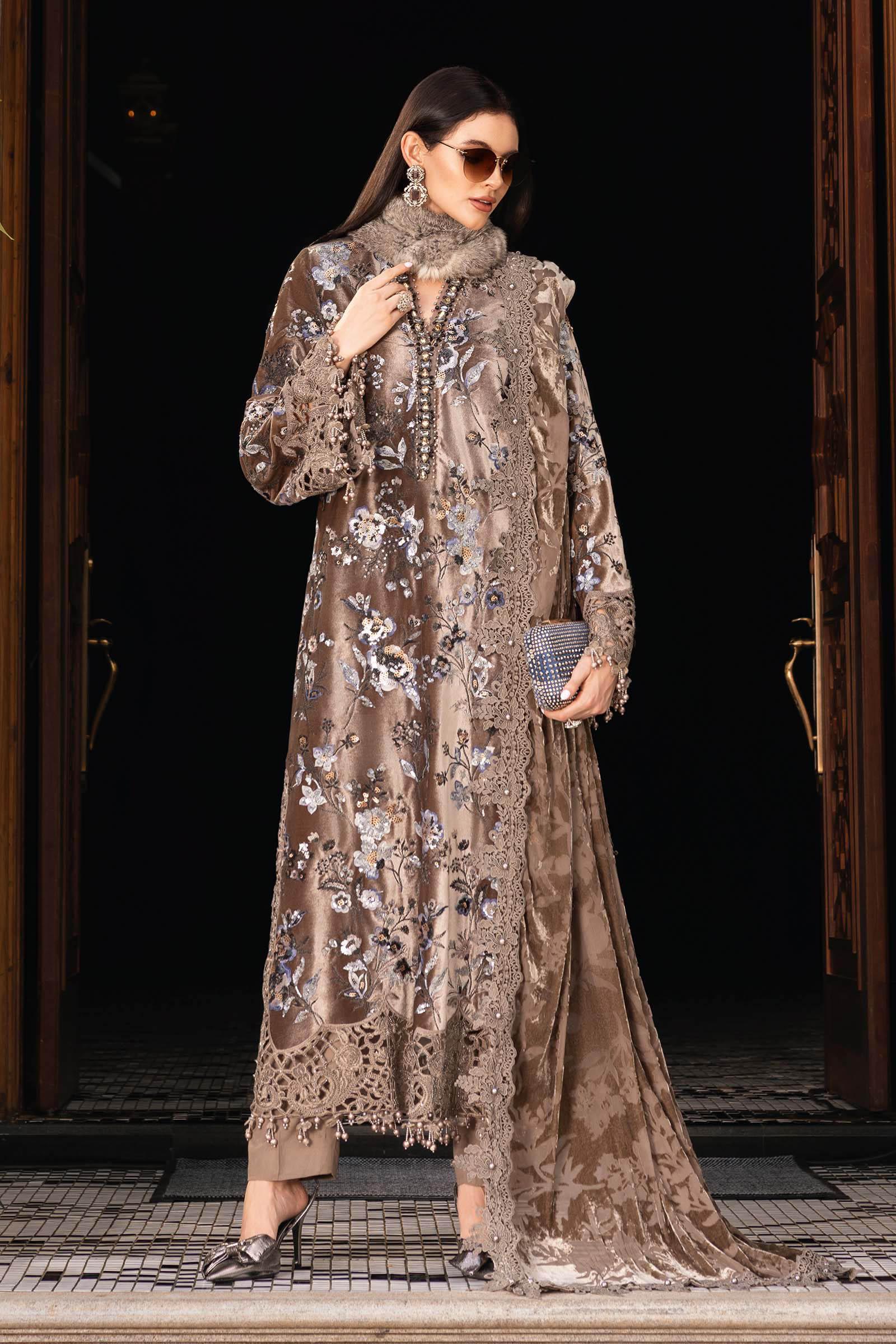 3 Piece Embroidered Velvet Suit - Rang-e-Khaas