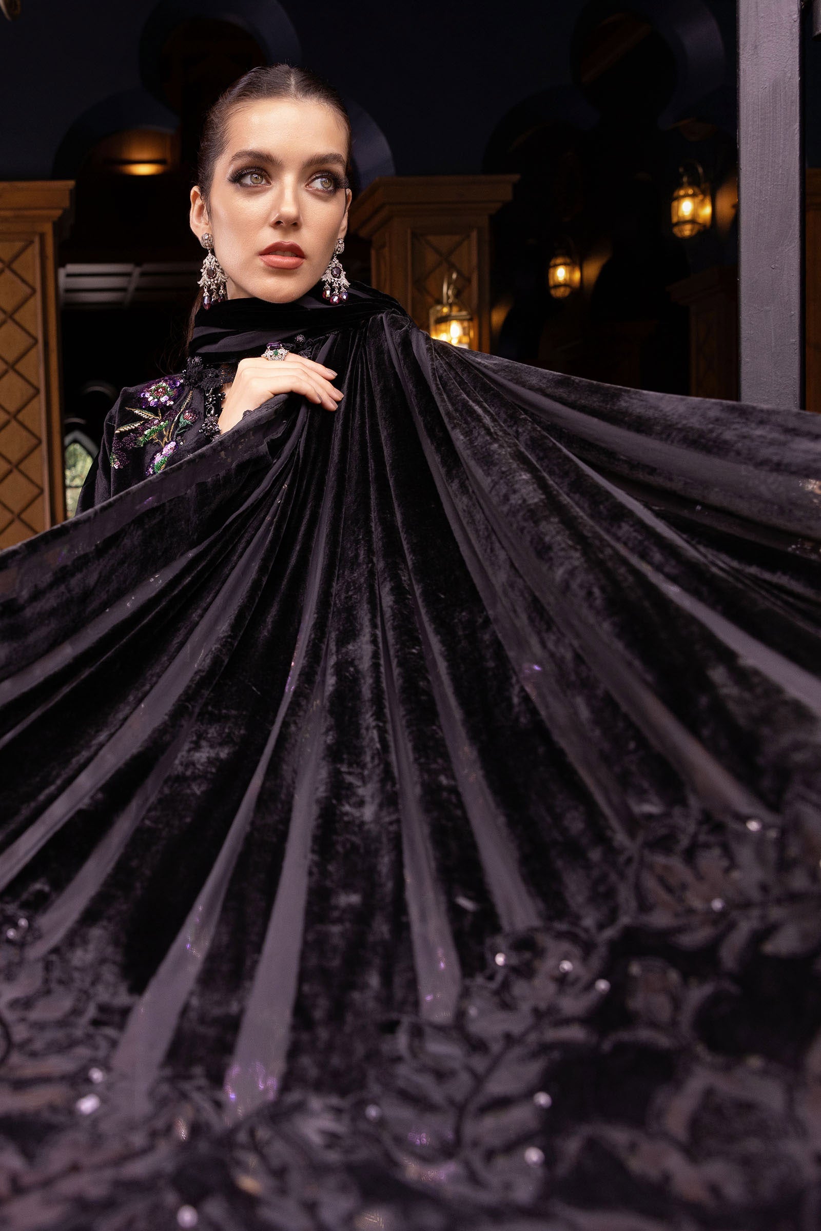 3 Piece Embroidered Velvet Suit - Rang-e-Khaas