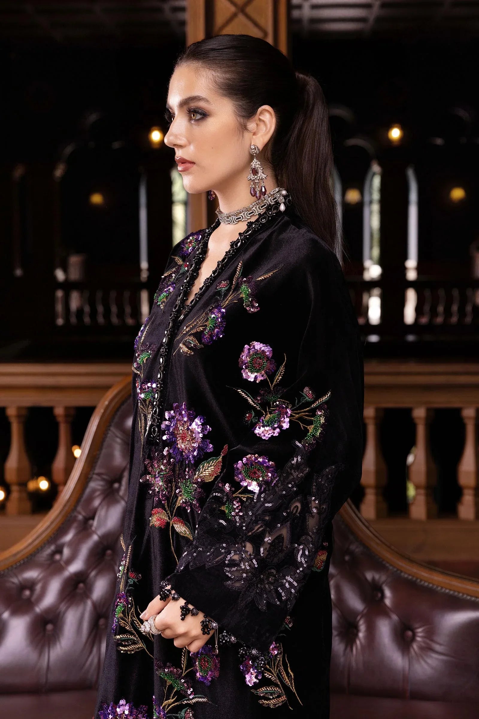 3 Piece Embroidered Velvet Suit - Rang-e-Khaas