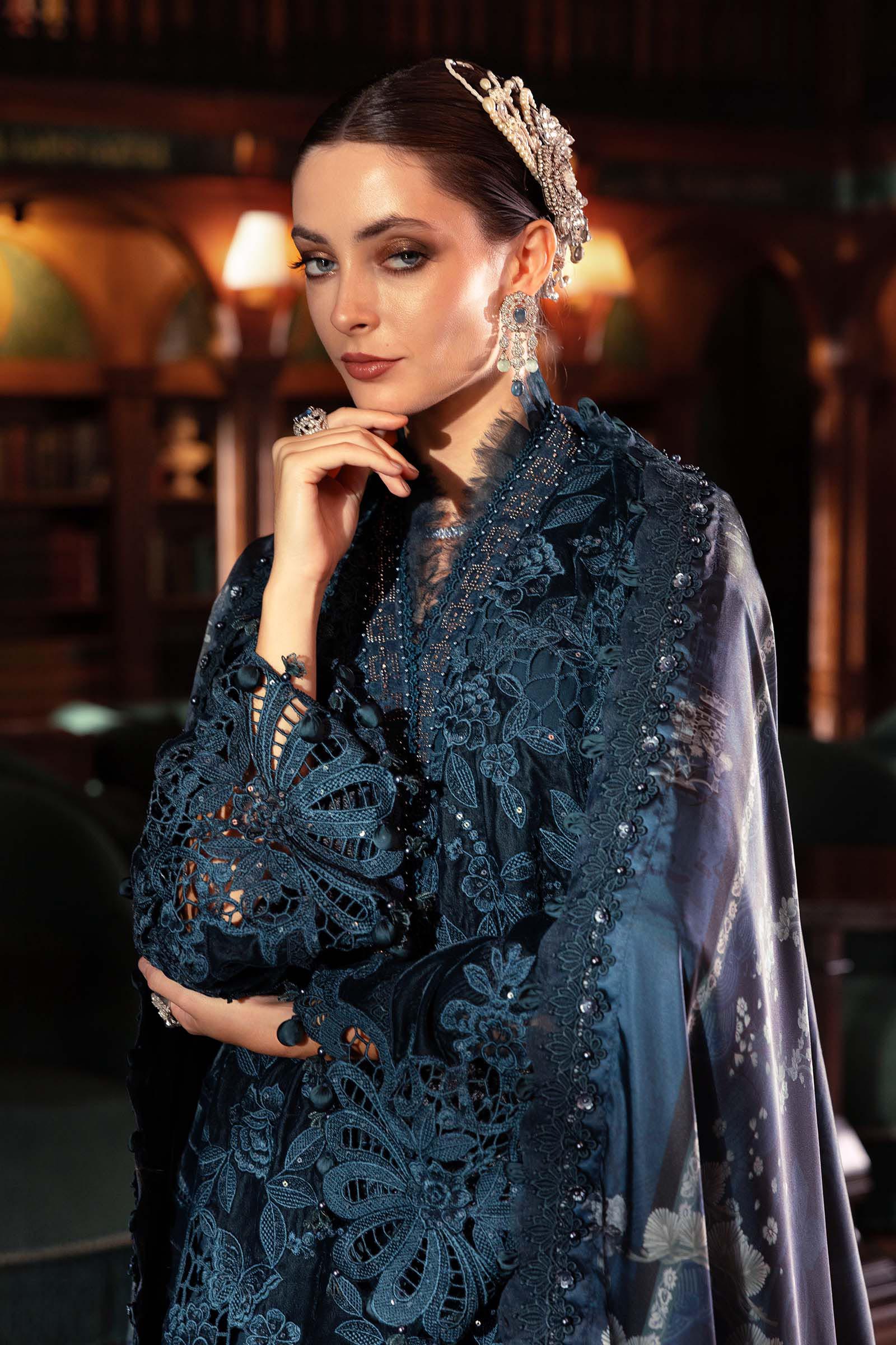 3 Piece Embroidered Velvet Suit - Rang-e-Khaas