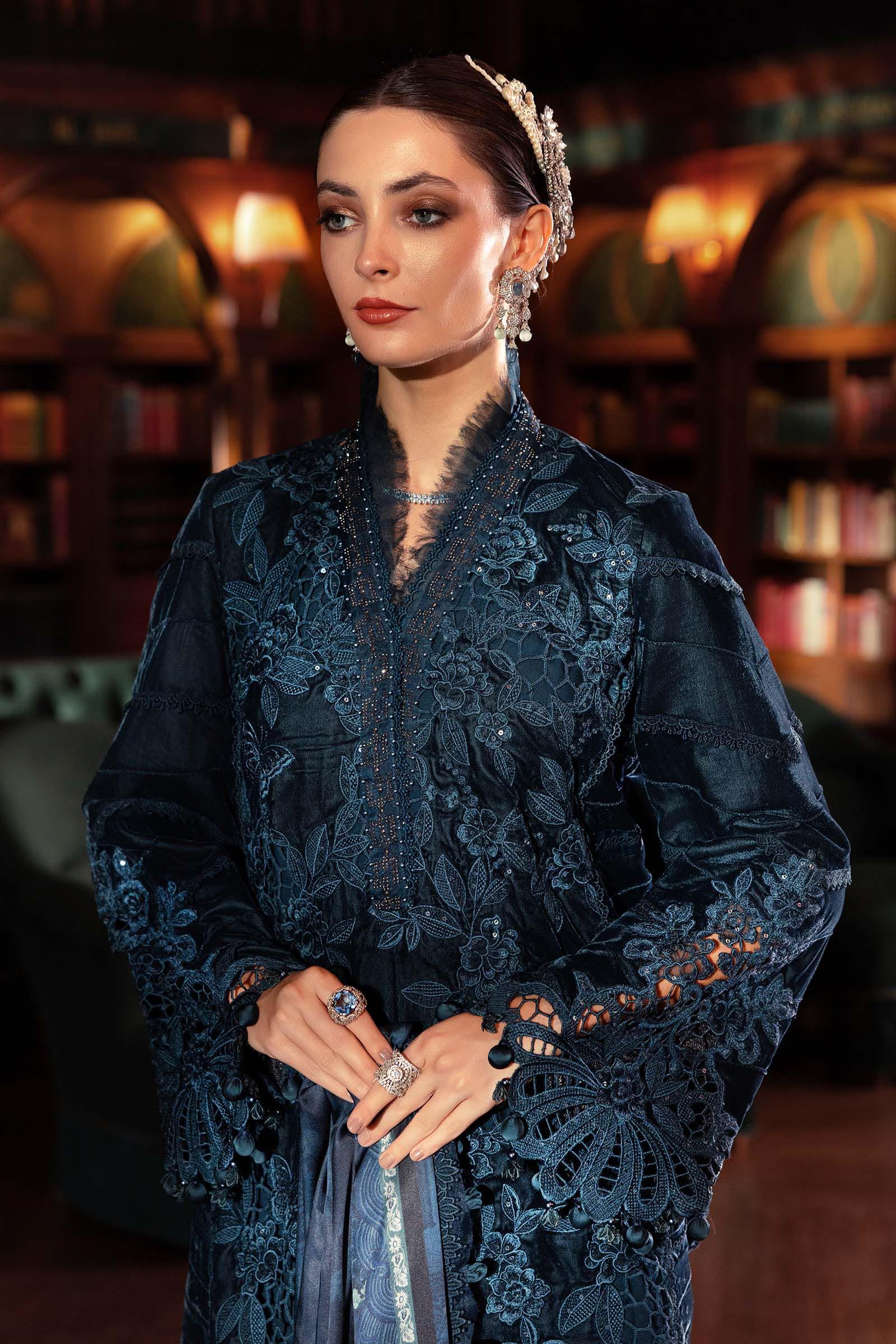 3 Piece Embroidered Velvet Suit - Rang-e-Khaas