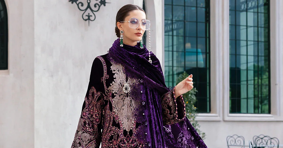 3 Piece Unstitched Embroidered Velvet Suit - Rang-e-Khaas