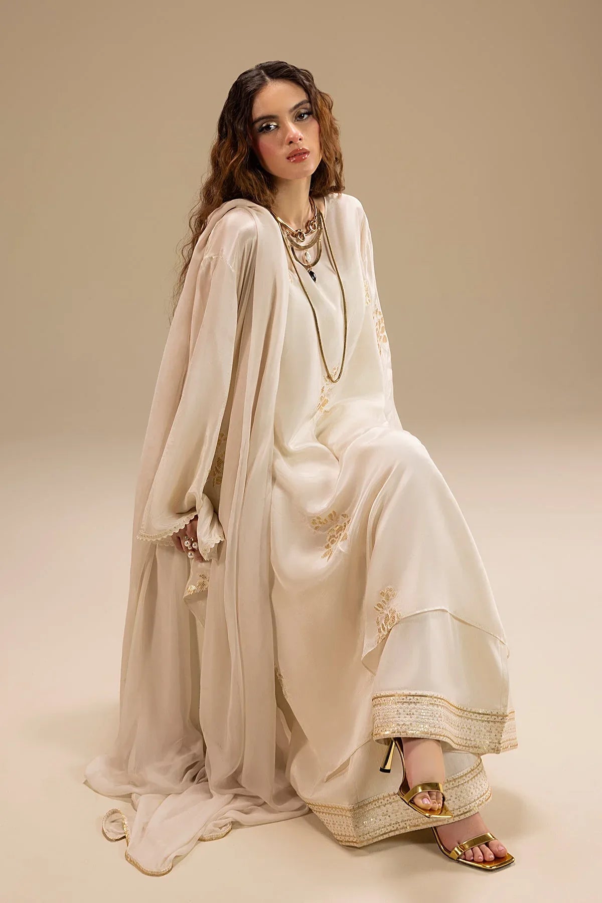 Erum Khan | Lillia Summer Edit | Moon Pearl - Rang-e-Khaas