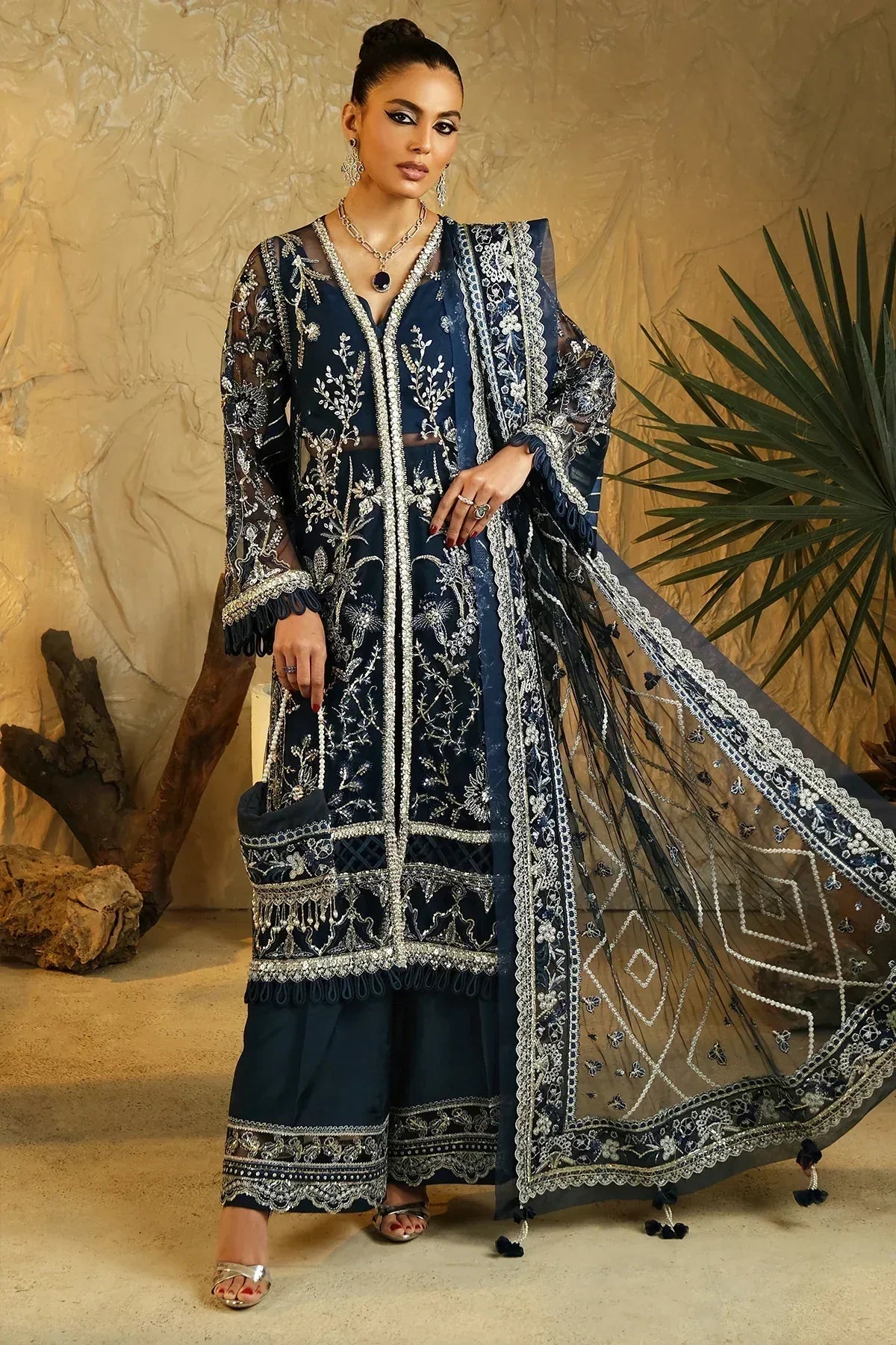 Mina Kashif | Kahani Luxury Formals 23 | Emerald - Rang-e-Khaas
