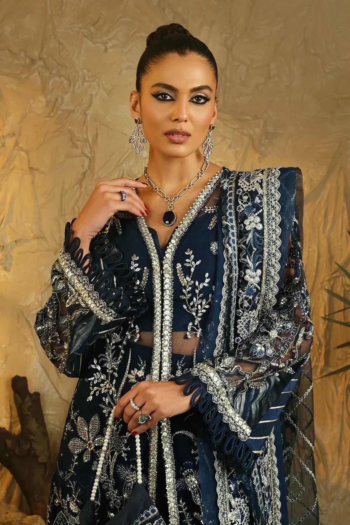 Mina Kashif | Kahani Luxury Formals 23 | Emerald - Rang-e-Khaas