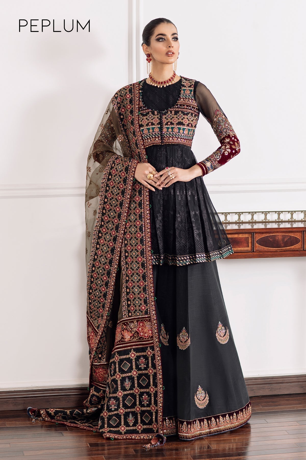 BAROQUE-EMBROIDERED CHIFFON CH09-04