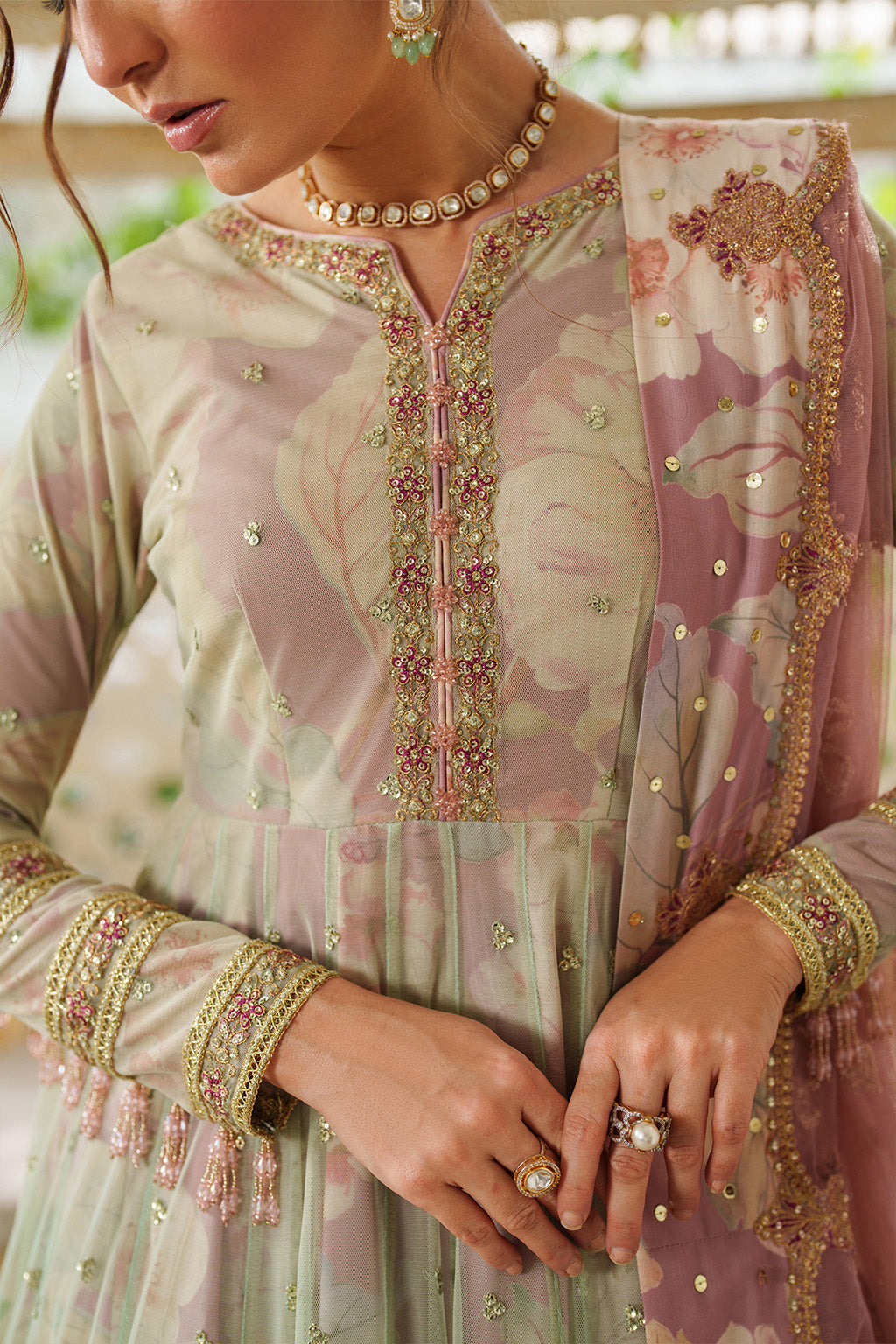 Iznik UE-542  Printed Formals
