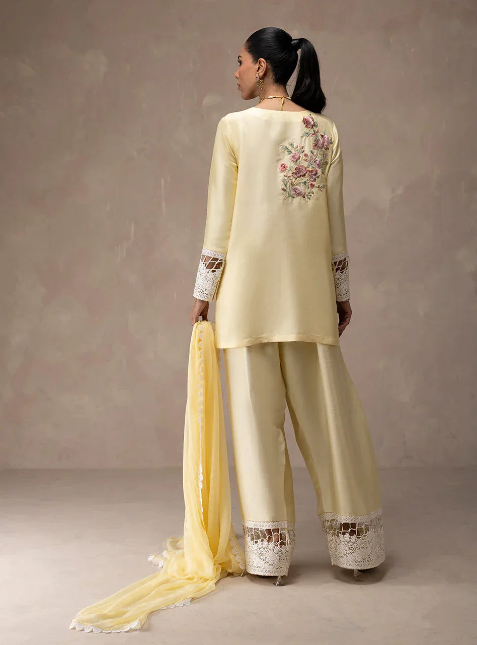 Zainab Chottani | Eid Edit 26 | Butter Bloom