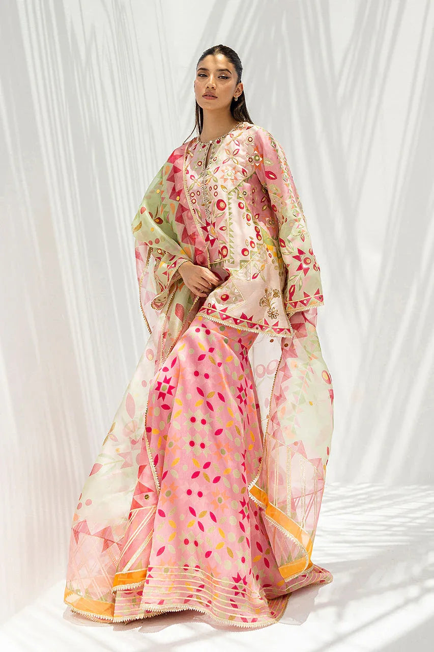 Sania Maskatiya | Fall Festive Glimmer | Vaya - Rang-e-Khaas