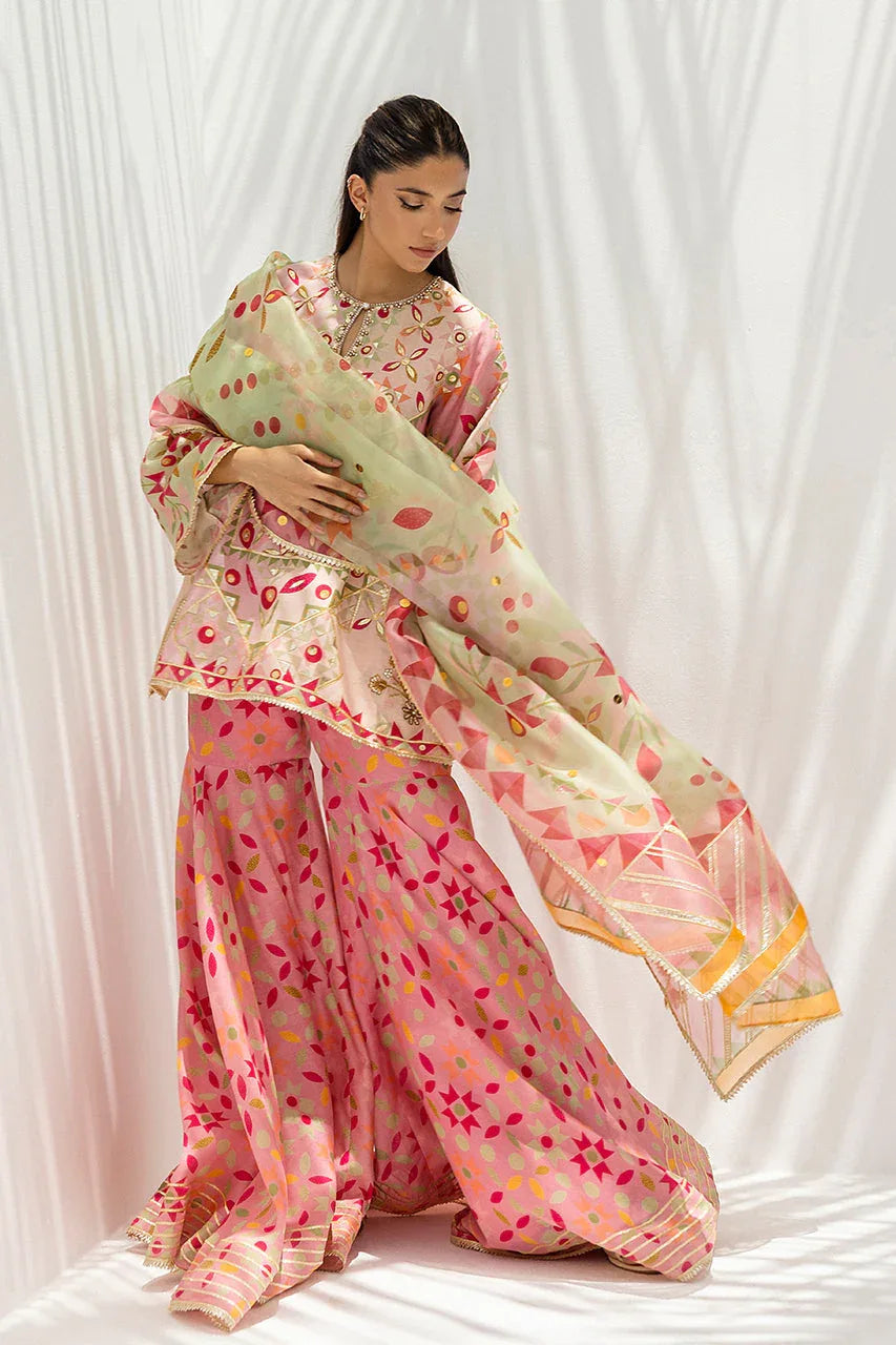 Sania Maskatiya | Fall Festive Glimmer | Vaya - Rang-e-Khaas
