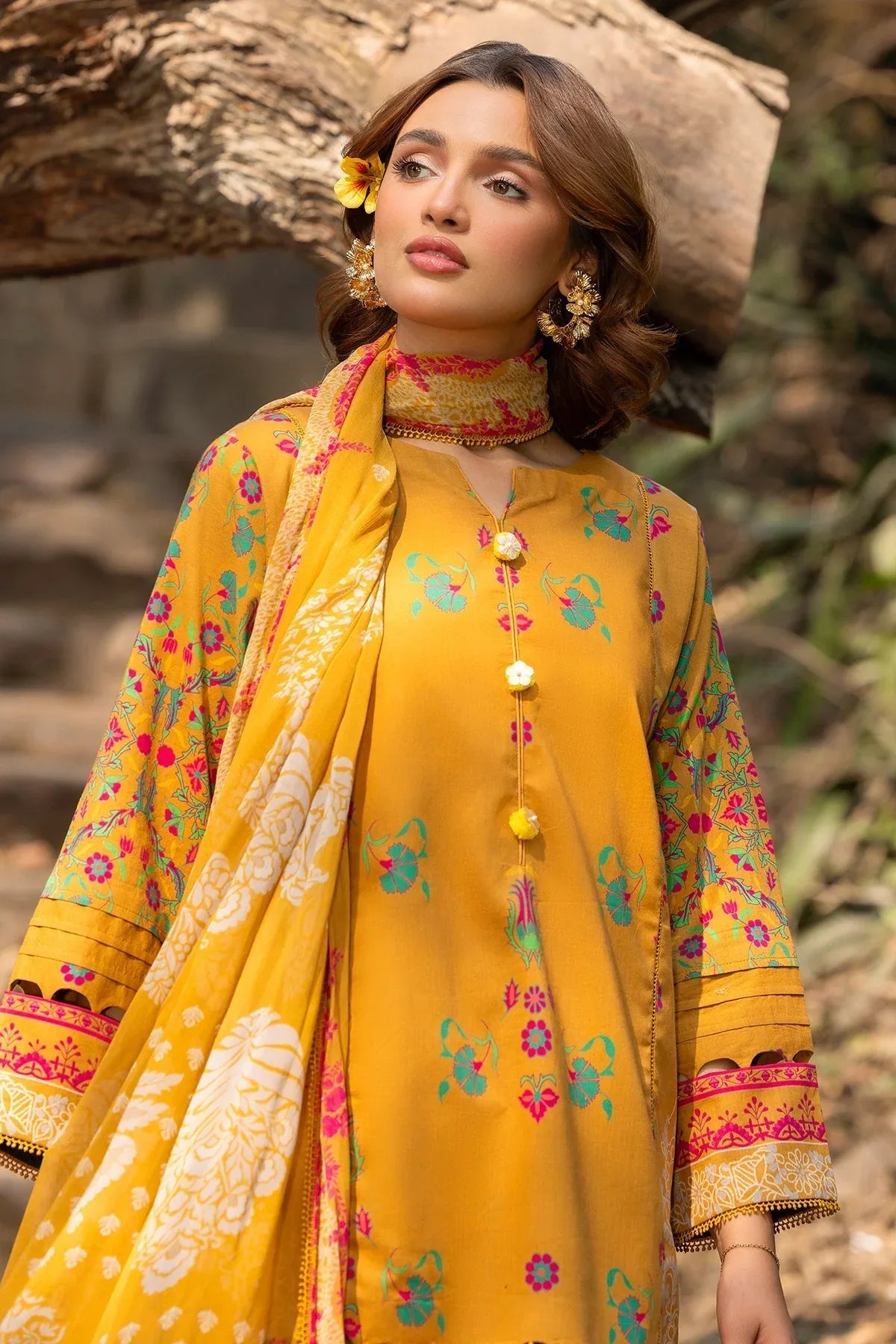 Charizma | C prints Lawn | CP5-13 - Rang-e-Khaas