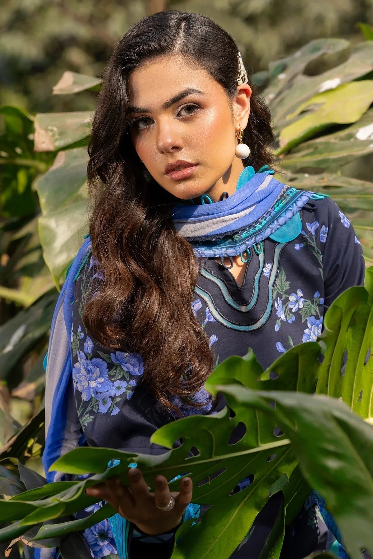 Charizma | C prints Lawn | CP5-19 - Rang-e-Khaas