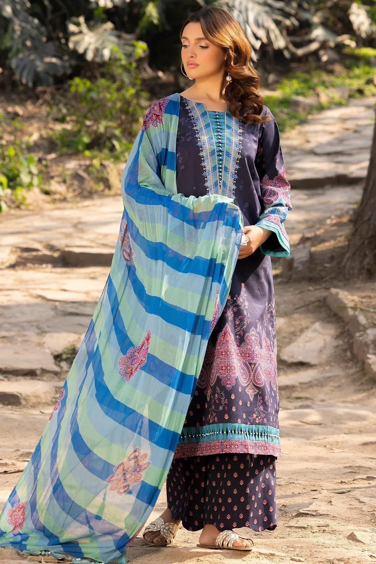 Charizma | C prints Lawn | CP5-20 - Rang-e-Khaas