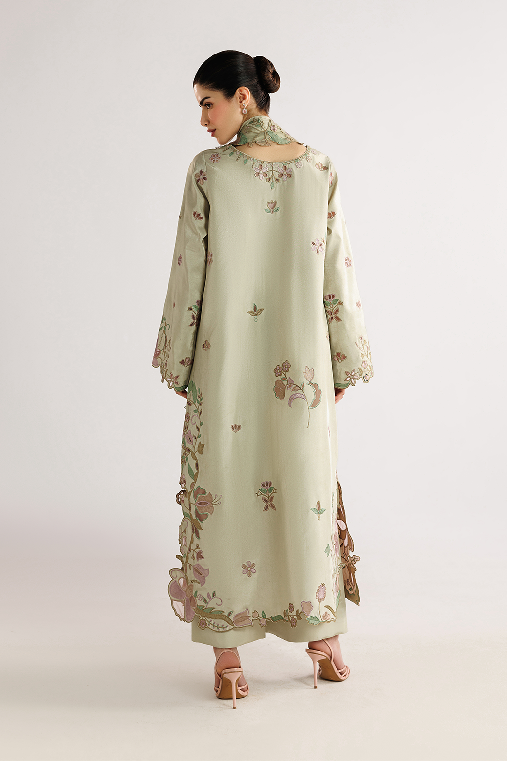 Iznik UE-649 Ramen Silk