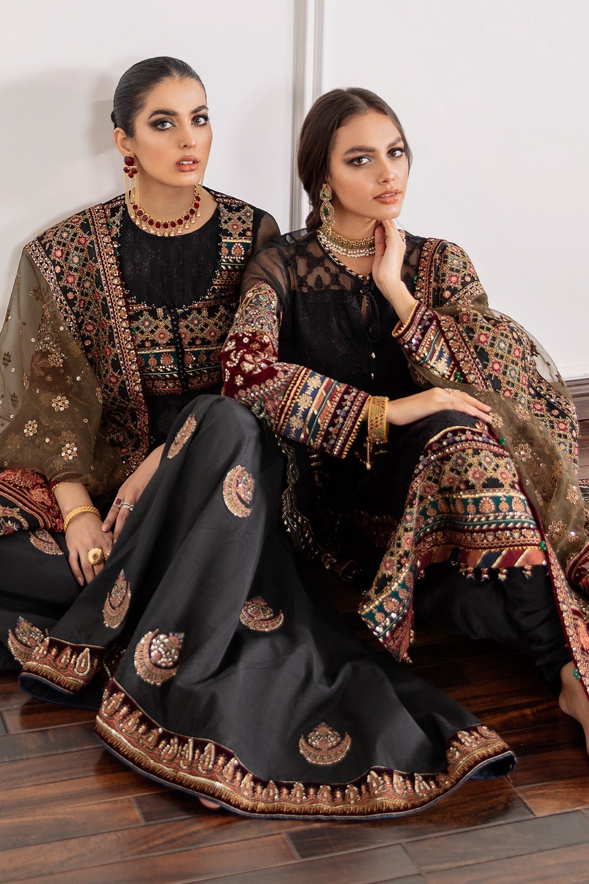 BAROQUE-EMBROIDERED CHIFFON CH09-04