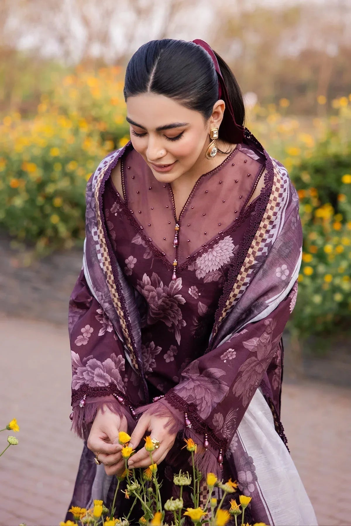 Alizeh | Sheen Lawn Prints 24 | ASTER - Rang-e-Khaas