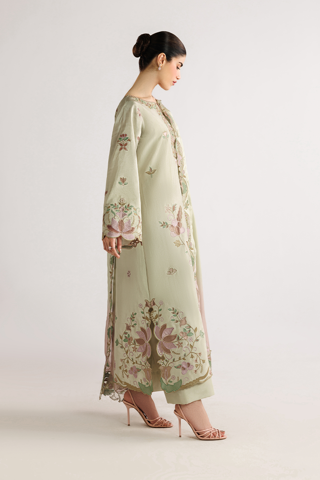 Iznik UE-649 Ramen Silk