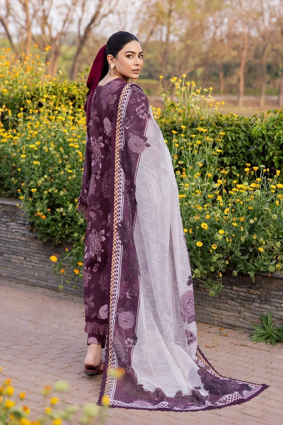 Alizeh | Sheen Lawn Prints 24 | ASTER - Rang-e-Khaas