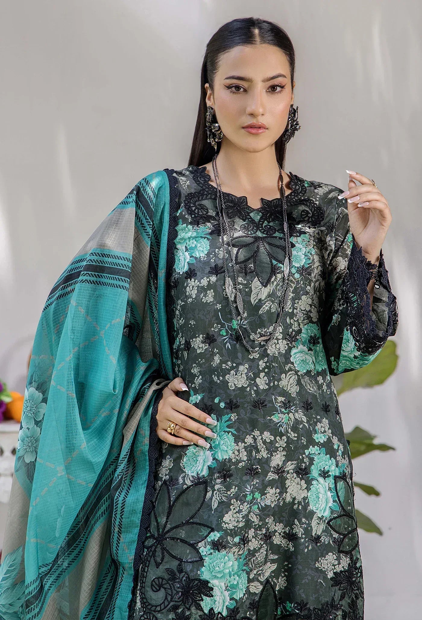 Adans Libas | SUMMER PRINTS LAWN |SUMMER PRINTS 31149 - Rang-e-Khaas