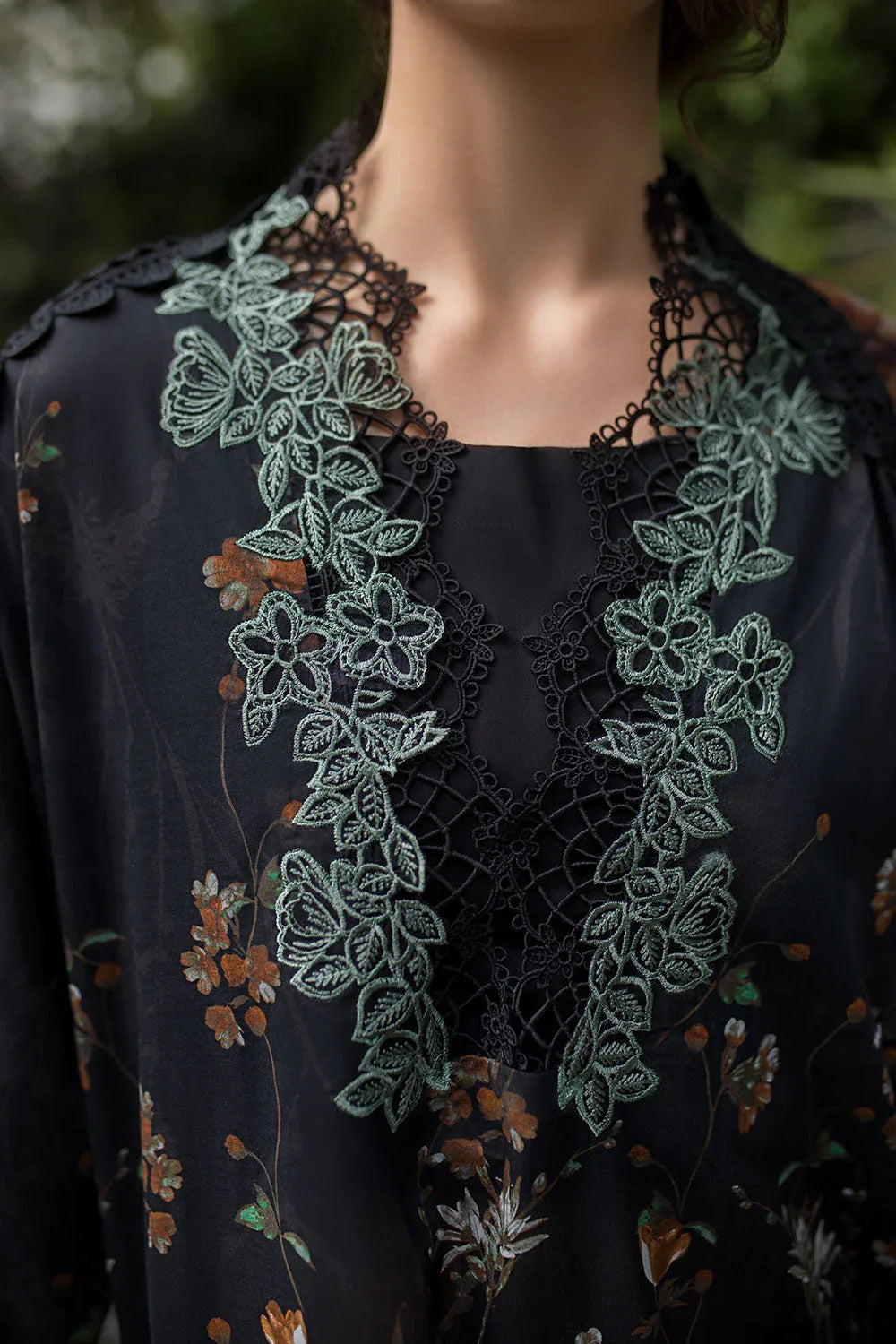 Sobia Nazir | Basics 25 | Design 3B - Rang-e-Khaas