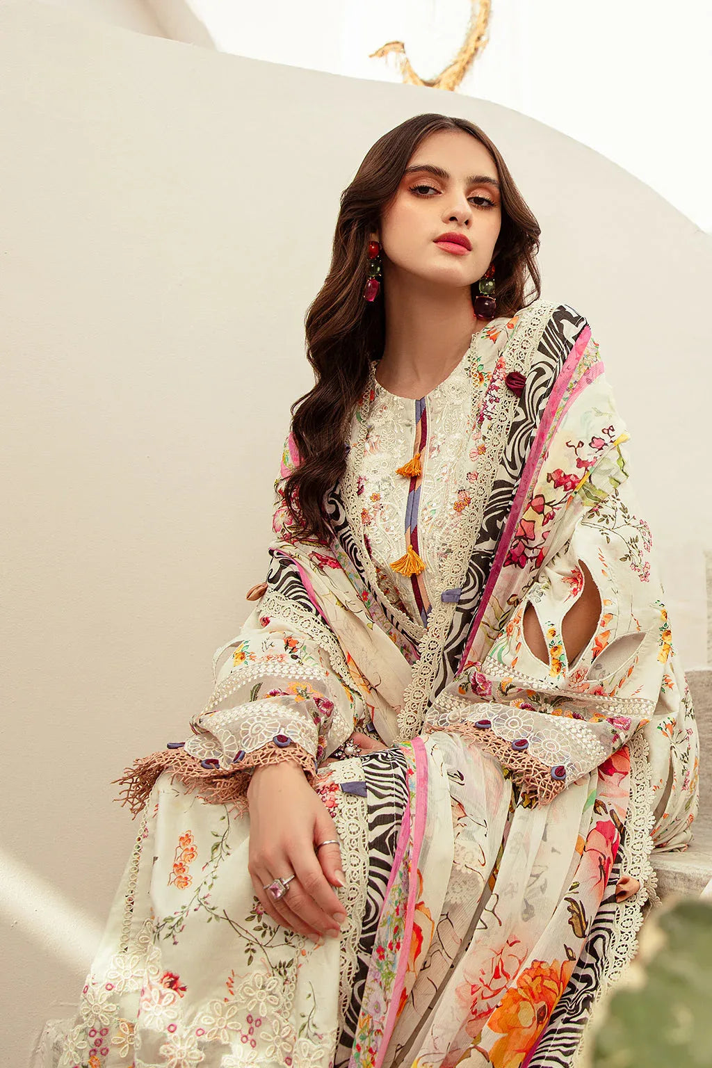AJR Couture | Alif Affordable Lawn 24 | GARDIAN - Rang-e-Khaas