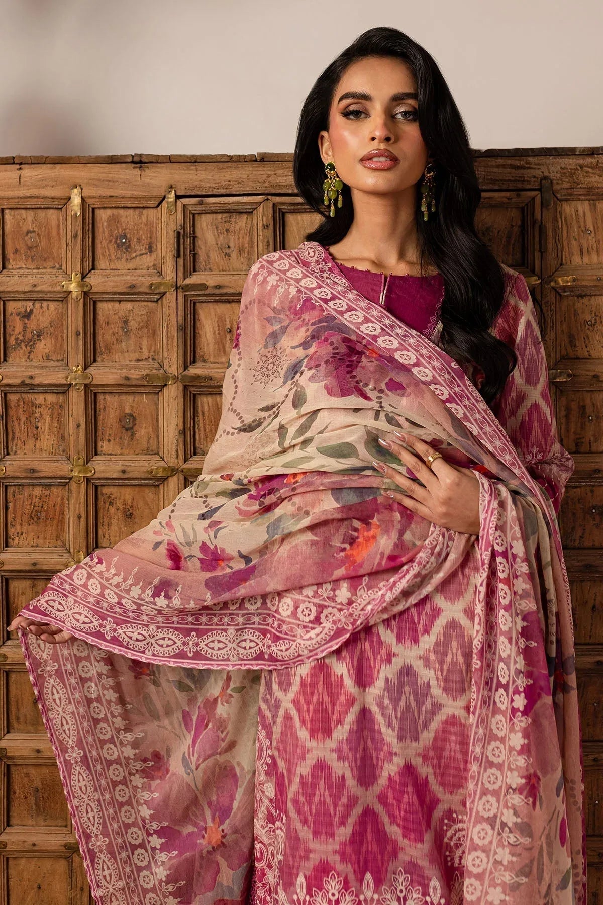 Nureh | Printed lawn 25 | SP-137 - Rang-e-Khaas