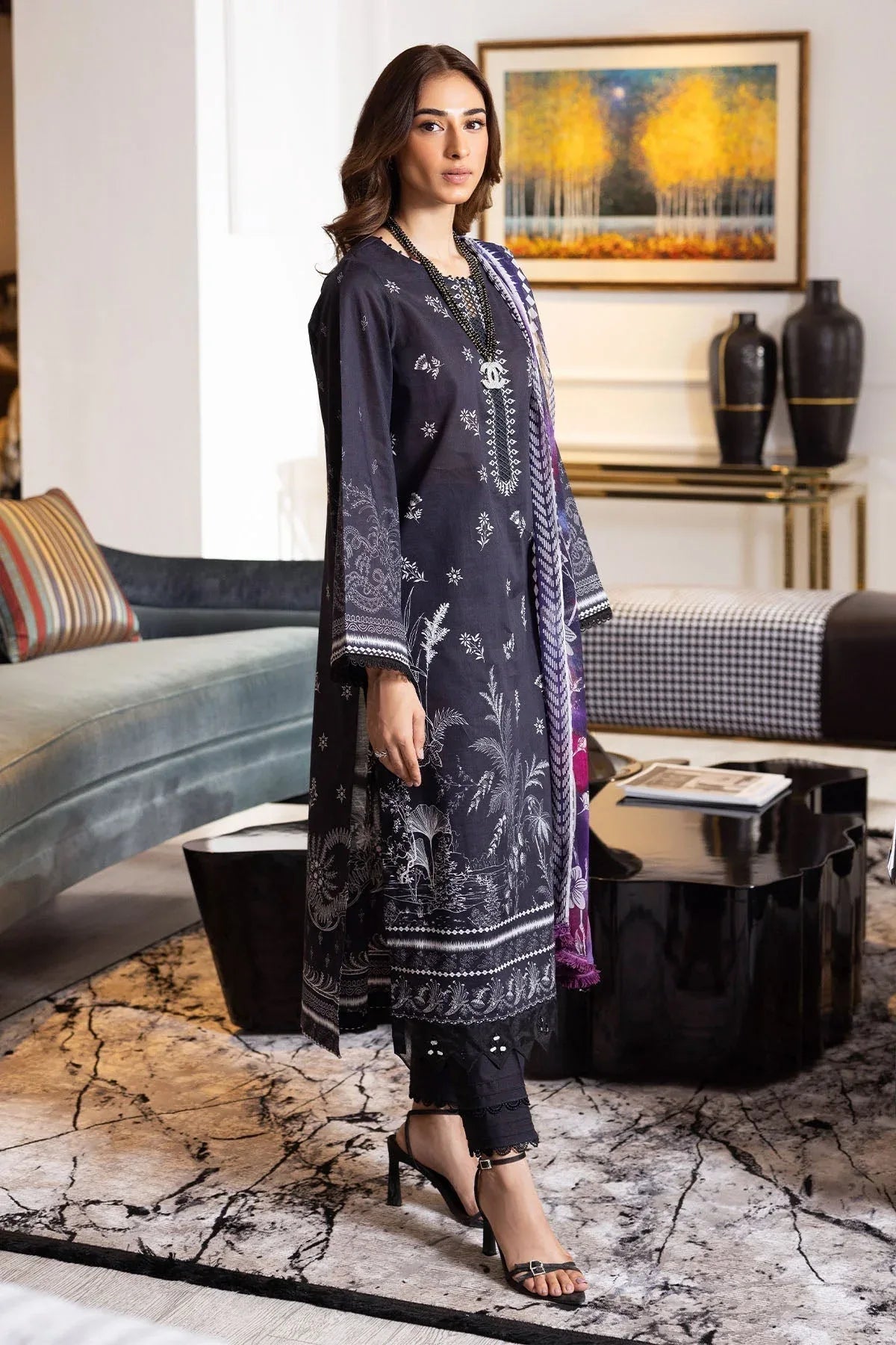 Nureh | Printed lawn 25 | SP-118 - Rang-e-Khaas