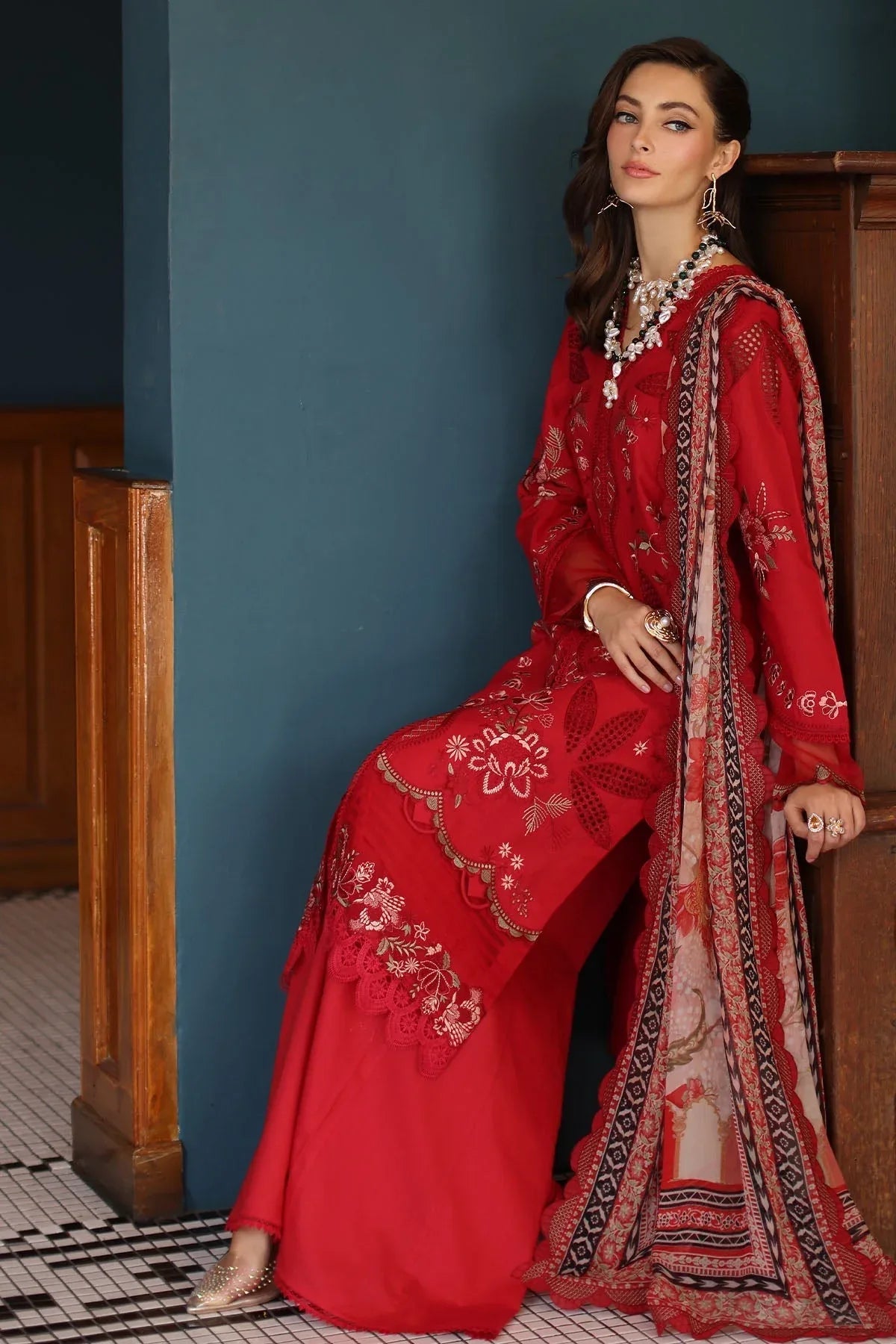 Nureh | Maya Lawn | NS-157 - Rang-e-Khaas