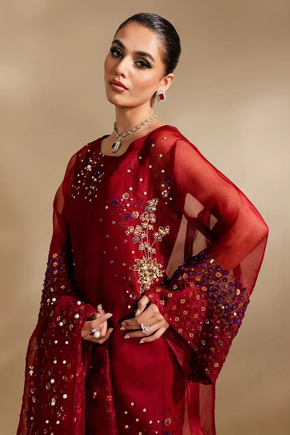 Nureh | Tiny Twinkles | LOVE STRUCK - Rang-e-Khaas