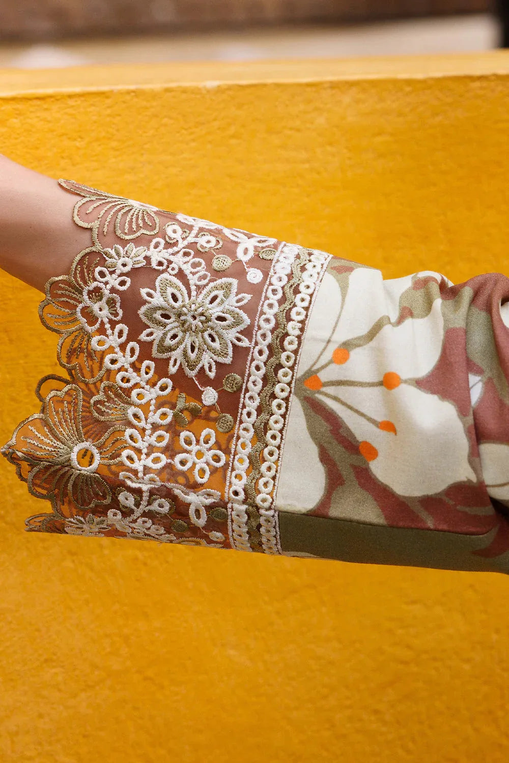 Farasha | Printed Essentials | Rustwood Charm - Rang-e-Khaas