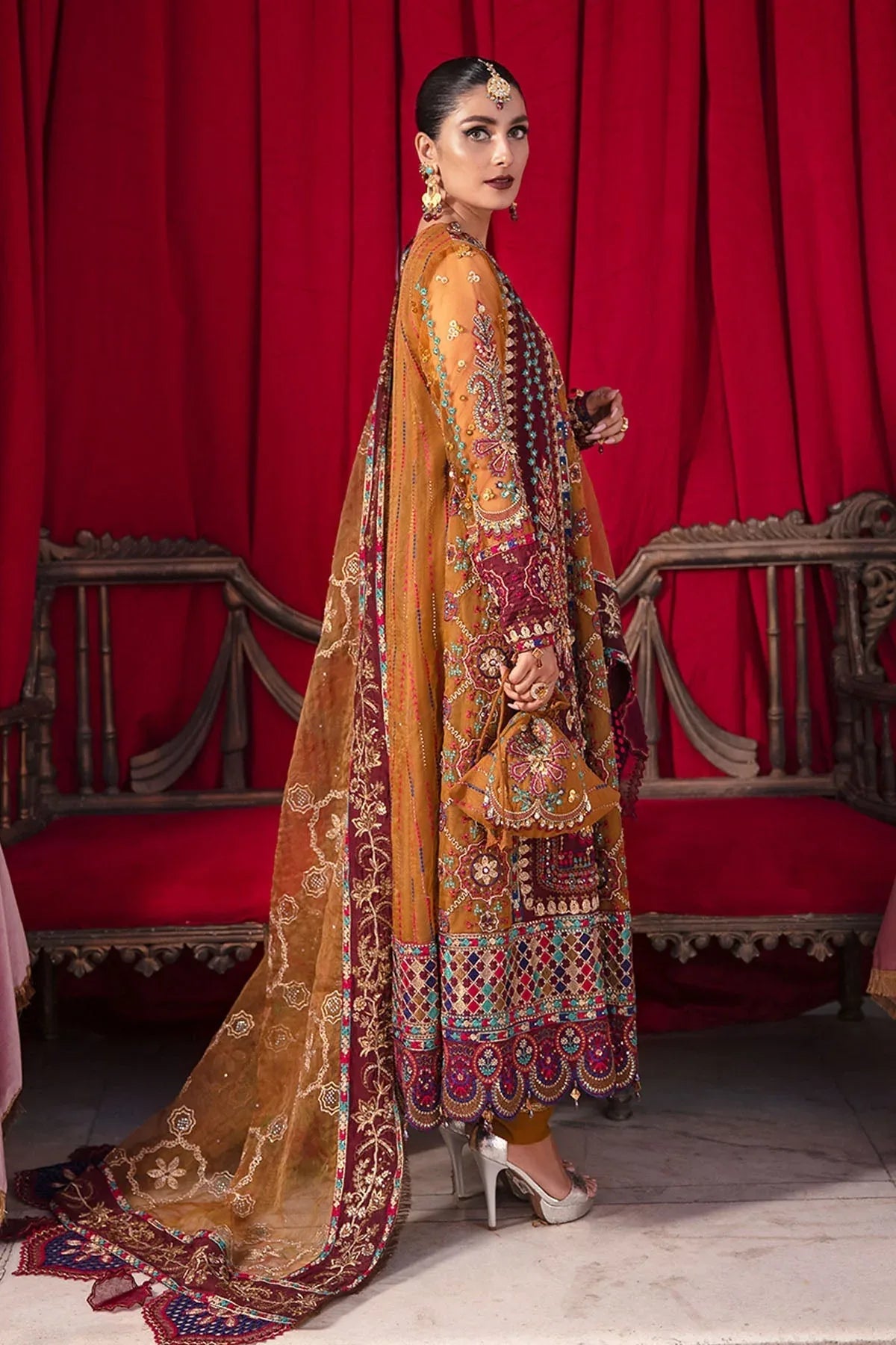 Nureh | Jhoomro 25' | Gulshan Shirt - Rang-e-Khaas