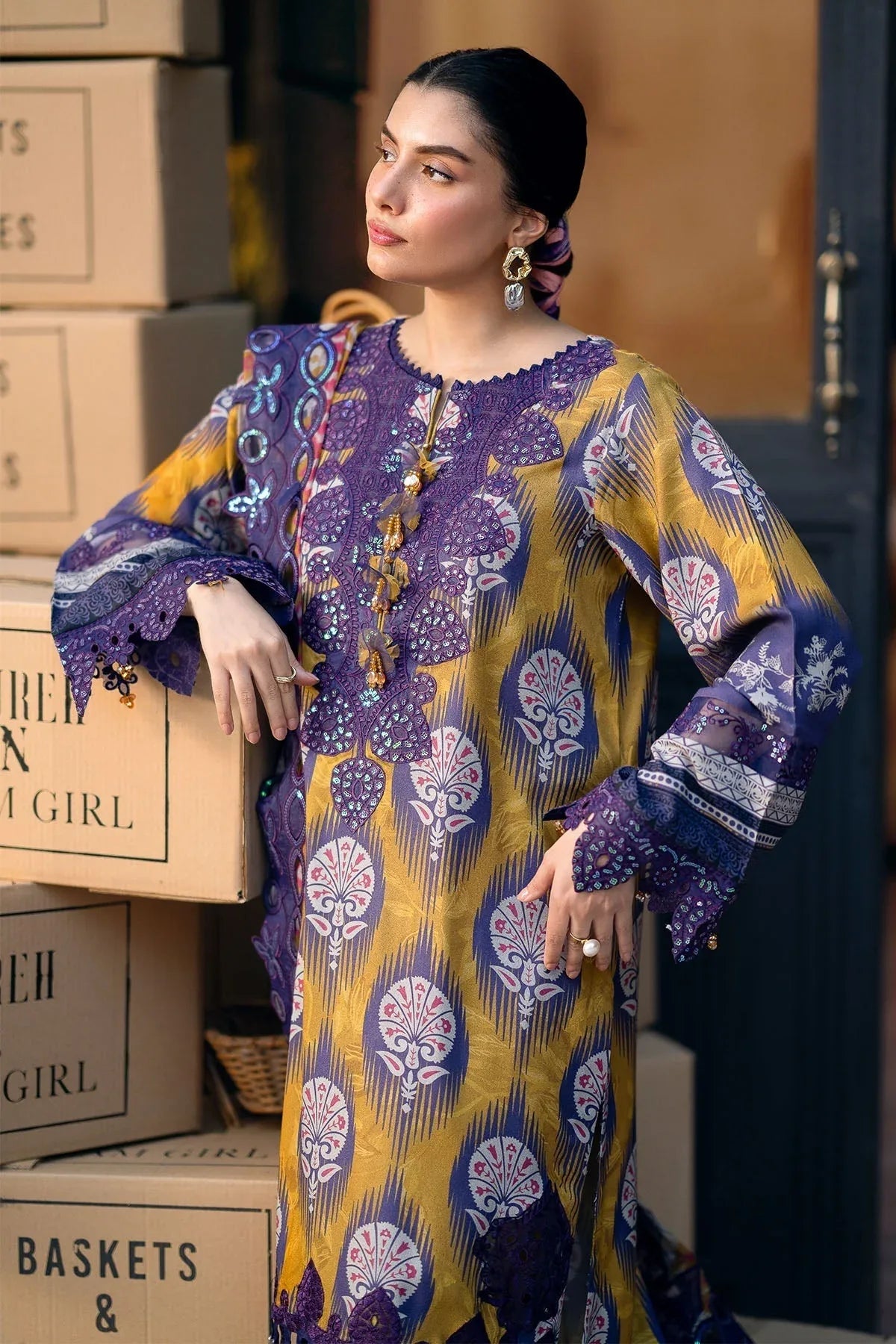 Nureh | Glam Girl Lawn | GL-22 - Rang-e-Khaas