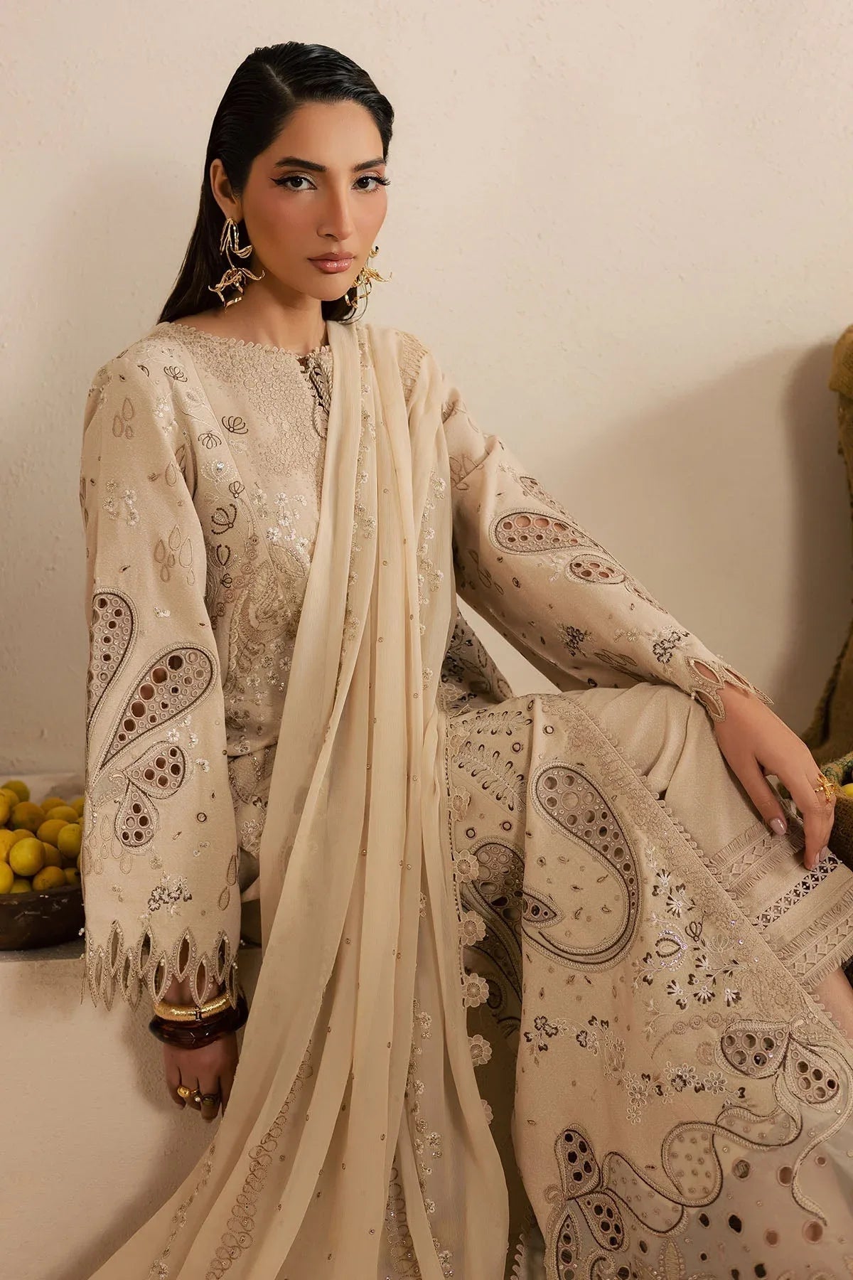 Nureh | Karandi Collection | NE-218 - Rang-e-Khaas