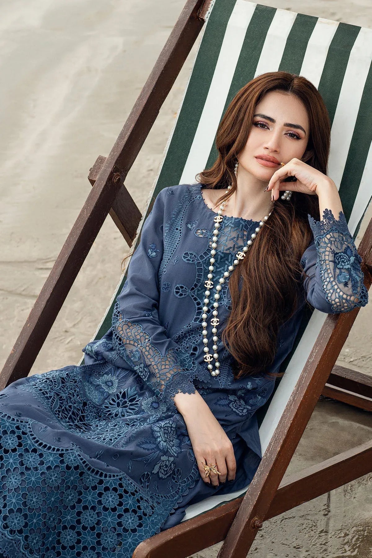 Nureh | Khuwab Luxury Lawn | NE-146 - Rang-e-Khaas