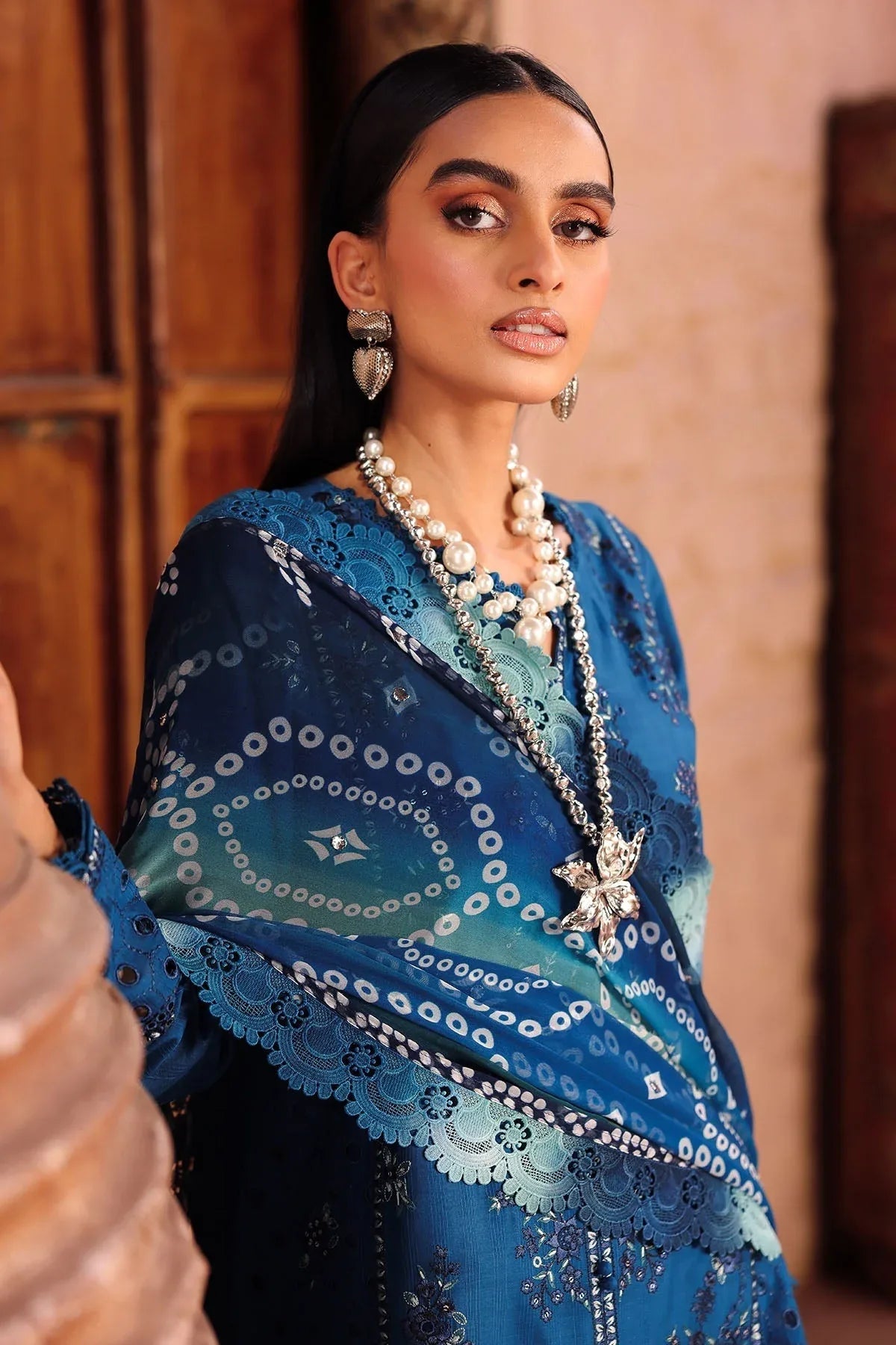Nureh | Bazaar Lawn | NE-160 - Rang-e-Khaas