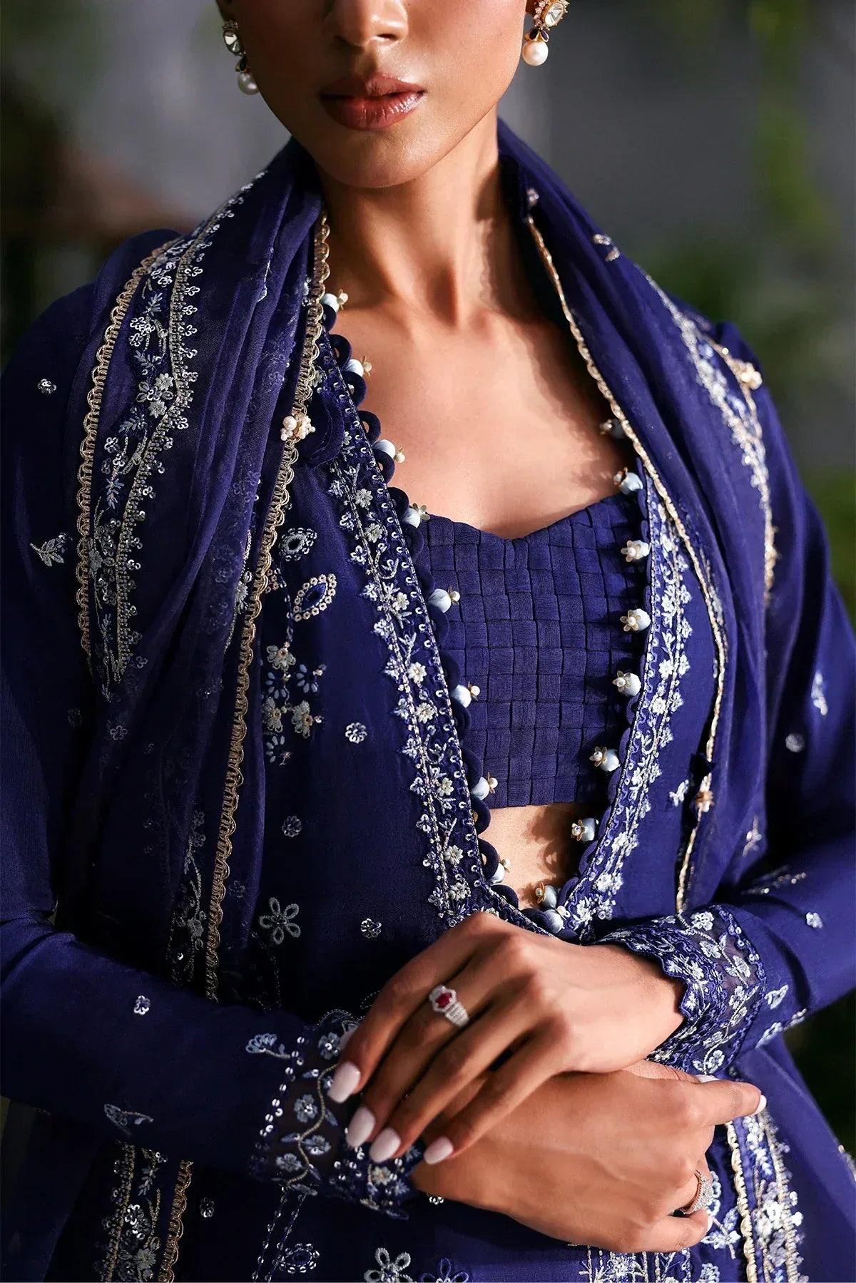 Afrozeh | La Fuchsia 25 | Maison - Rang-e-Khaas