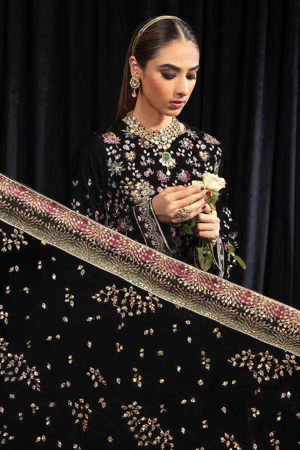 Nureh | Maya Velvet 23 | Kiyara - Rang-e-Khaas