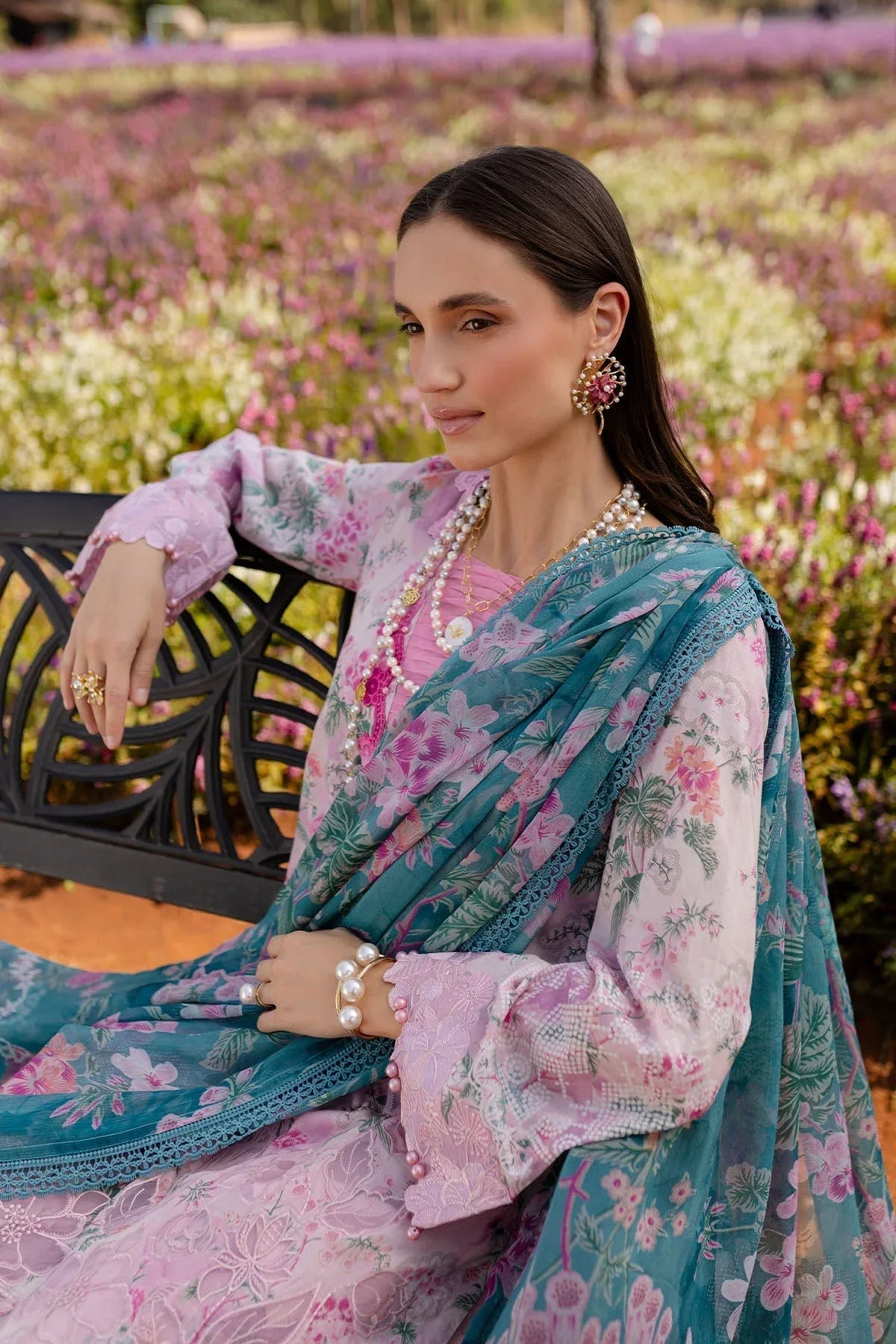 Nureh | Bloom 25 |BL-01 - Rang-e-Khaas