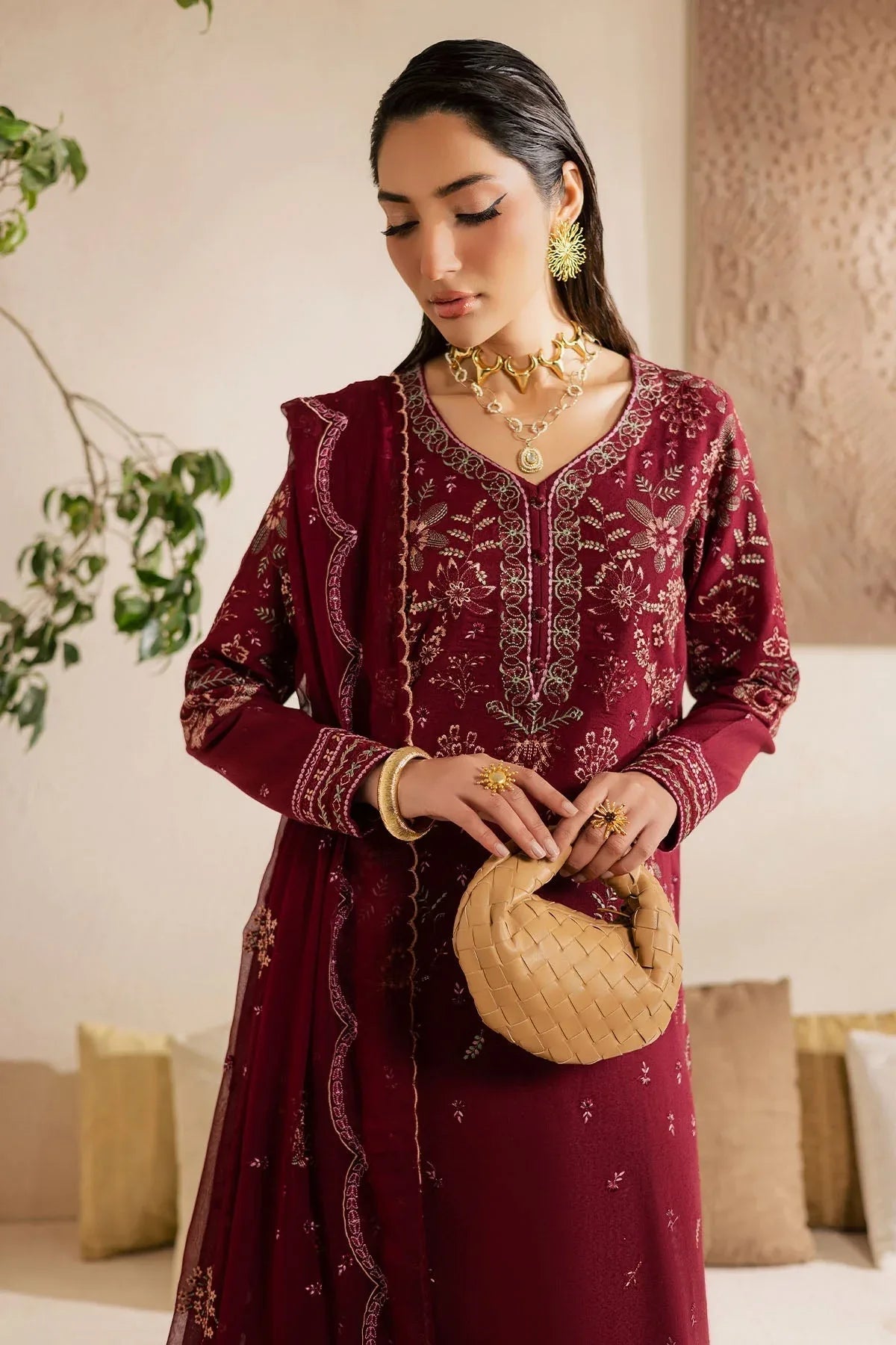 Nureh | Karandi Collection | NE-219 - Rang-e-Khaas