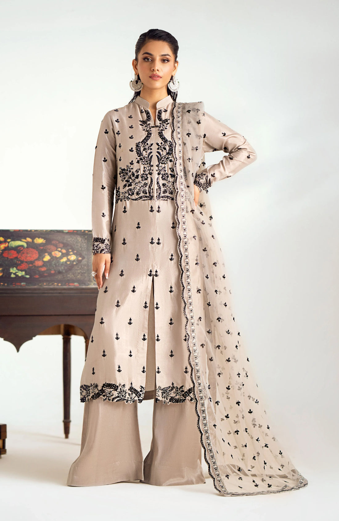 Maryum N Maria | Dastan Formals | ELARA - MS40020 - Rang-e-Khaas