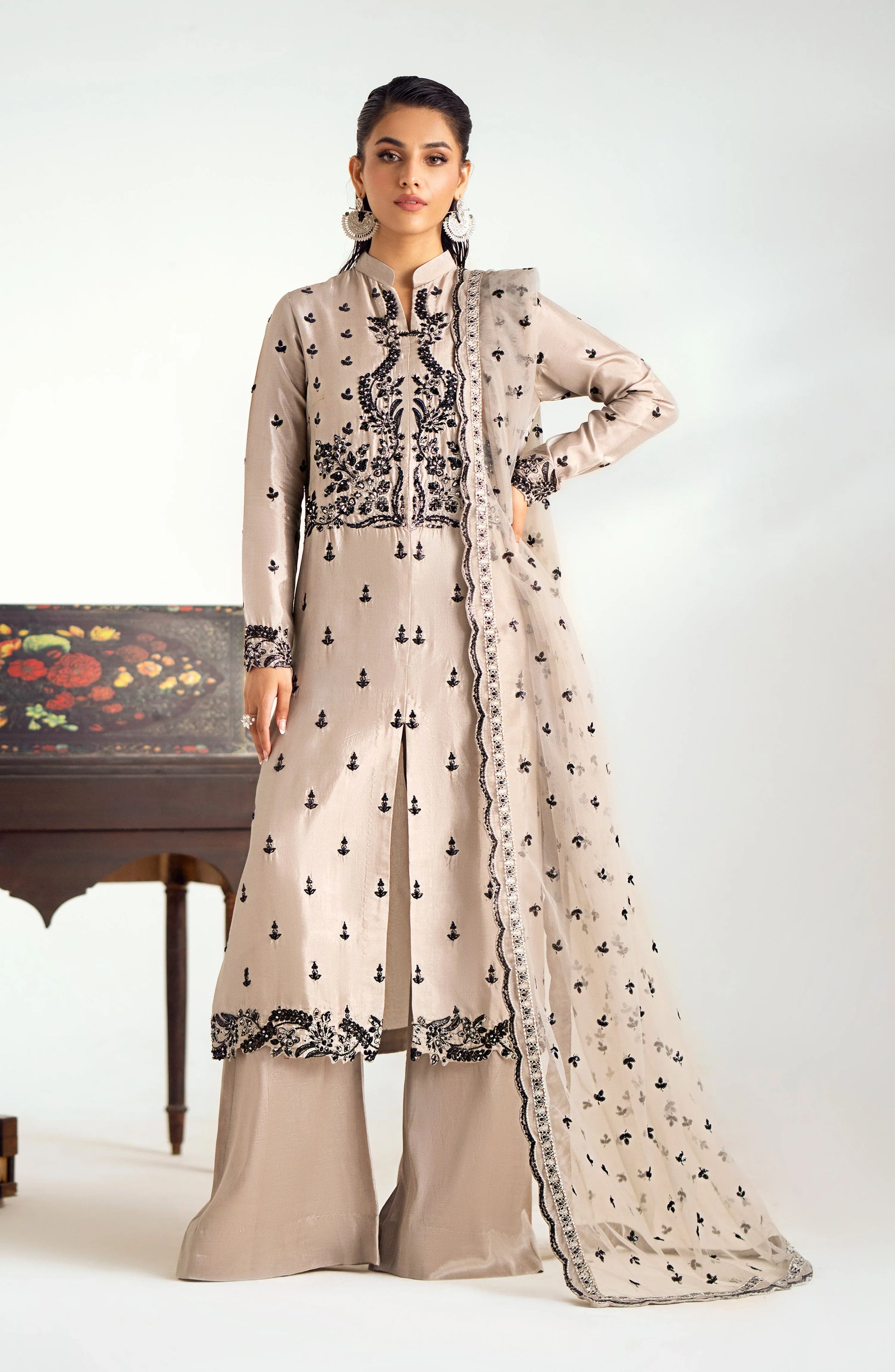 Maryum N Maria | Dastan Formals | ELARA - MS40020 - Rang-e-Khaas