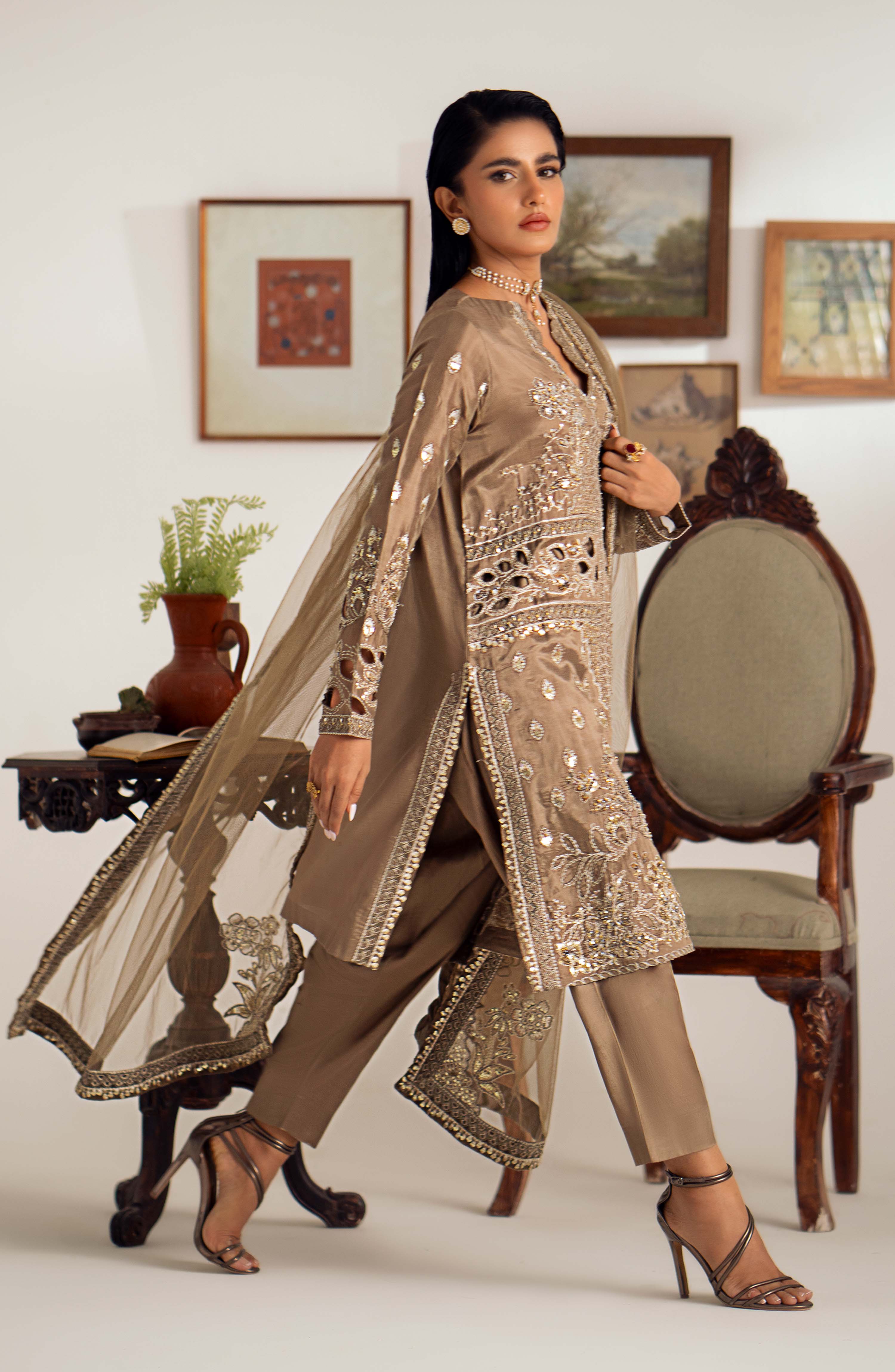 Maryum N Maria | Dastan Formals | ARELA - MS40029 - Rang-e-Khaas