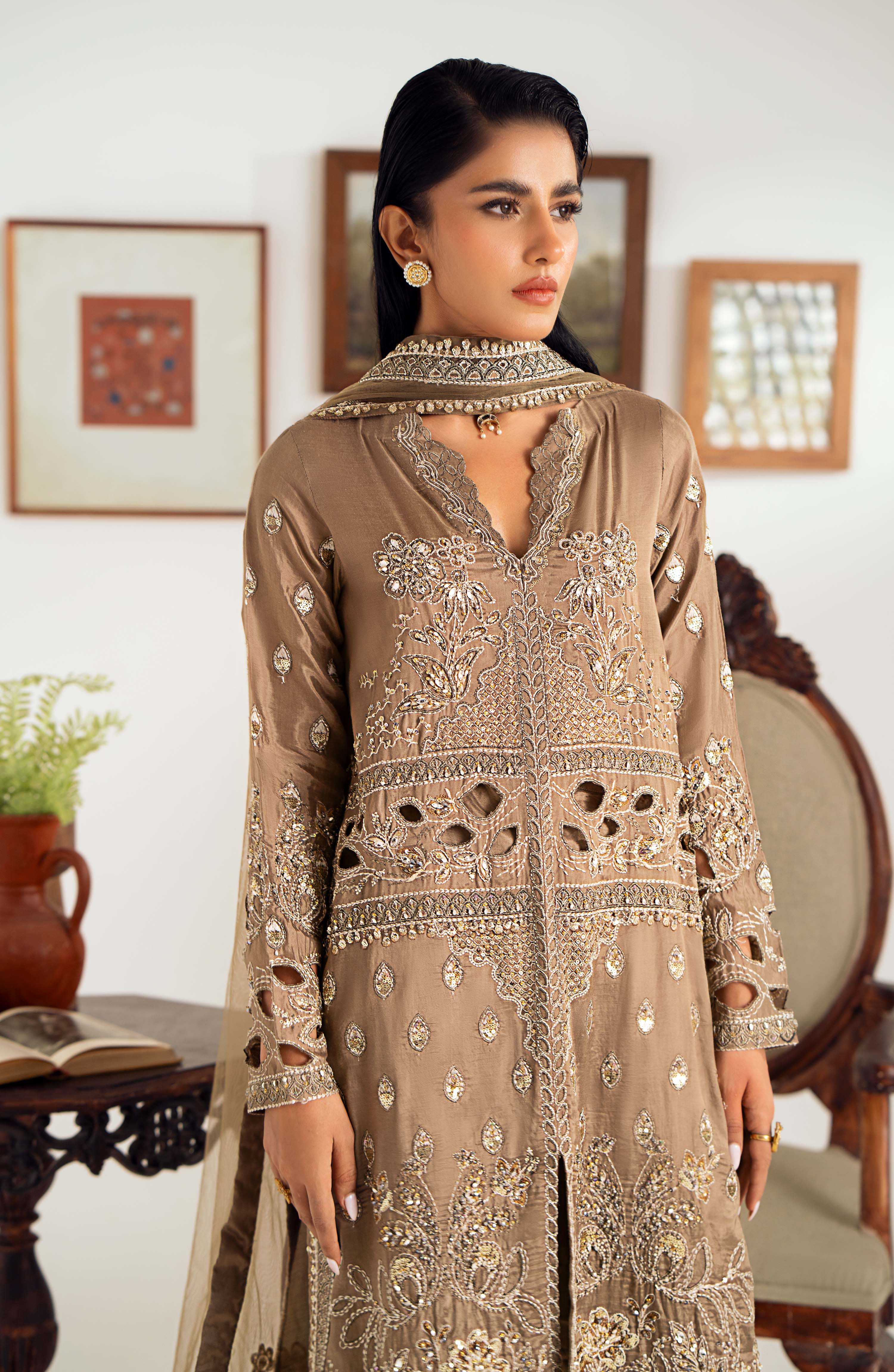Maryum N Maria | Dastan Formals | ARELA - MS40029 - Rang-e-Khaas