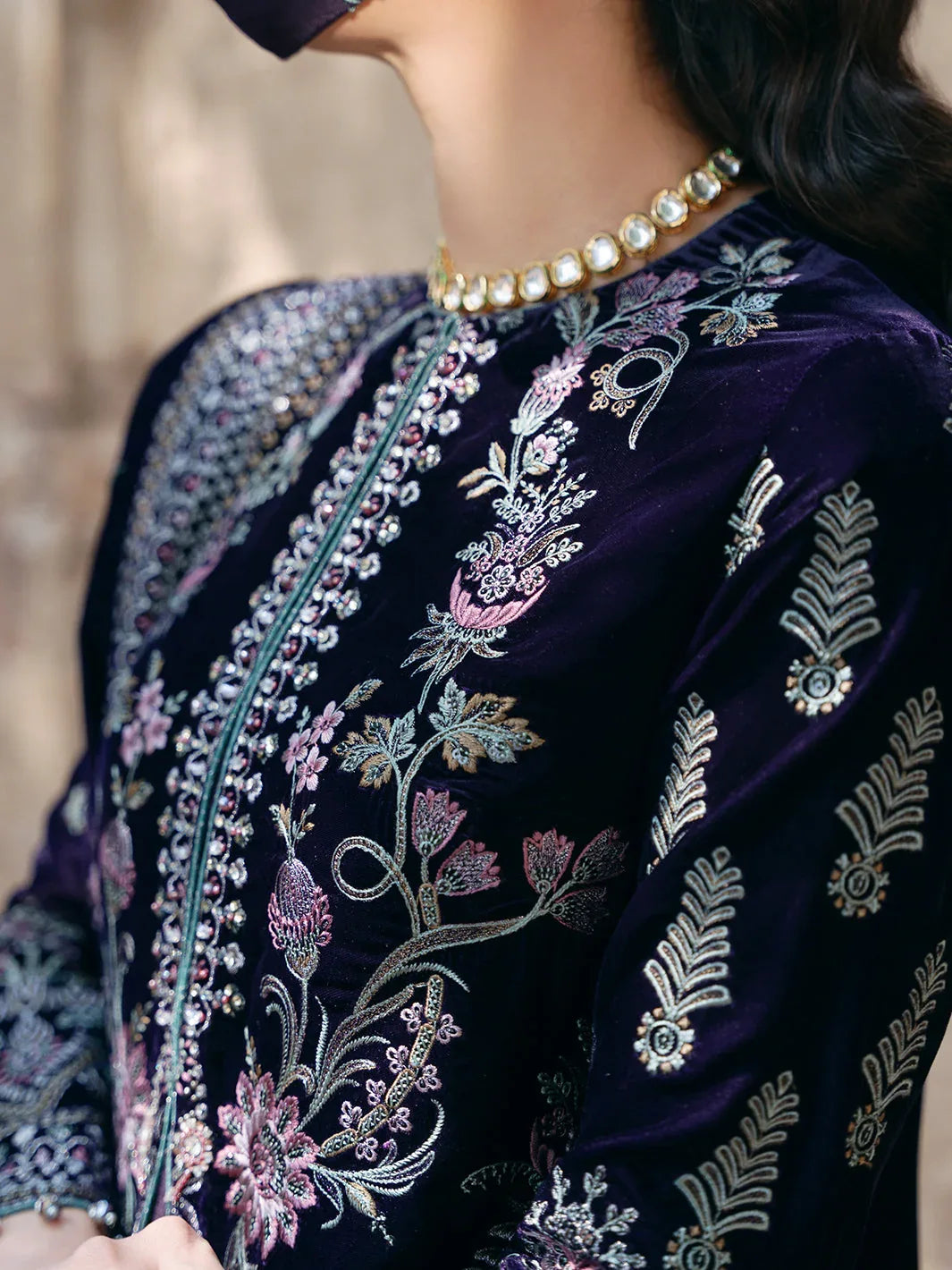 Flossie | Siara Velvet Formals | V-104 - B - Rang-e-Khaas
