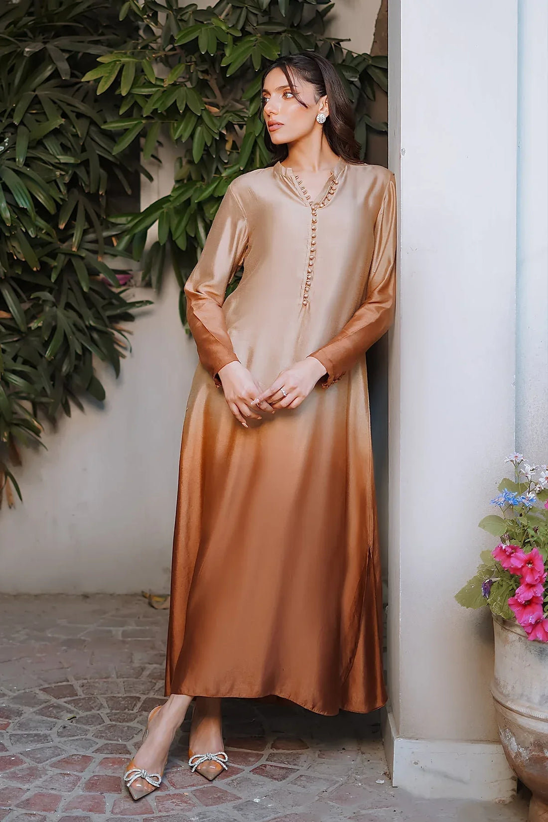Erum Khan | Nue 25 | Sunset Dusk - Rang-e-Khaas