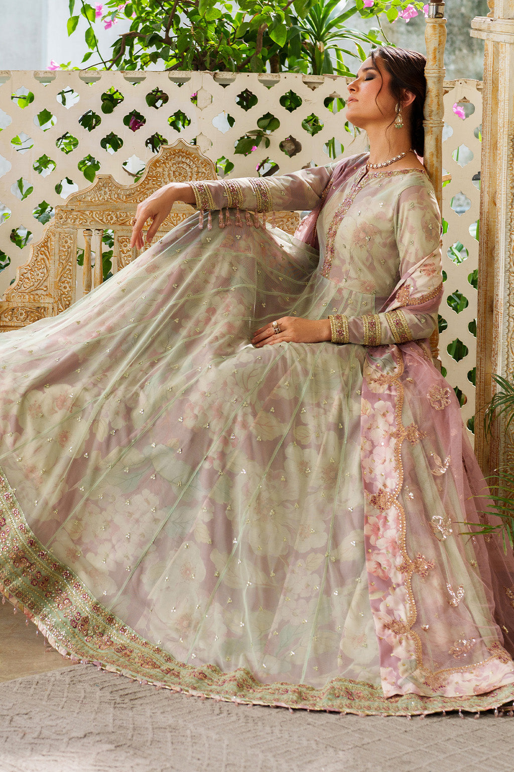 Iznik UE-542  Printed Formals