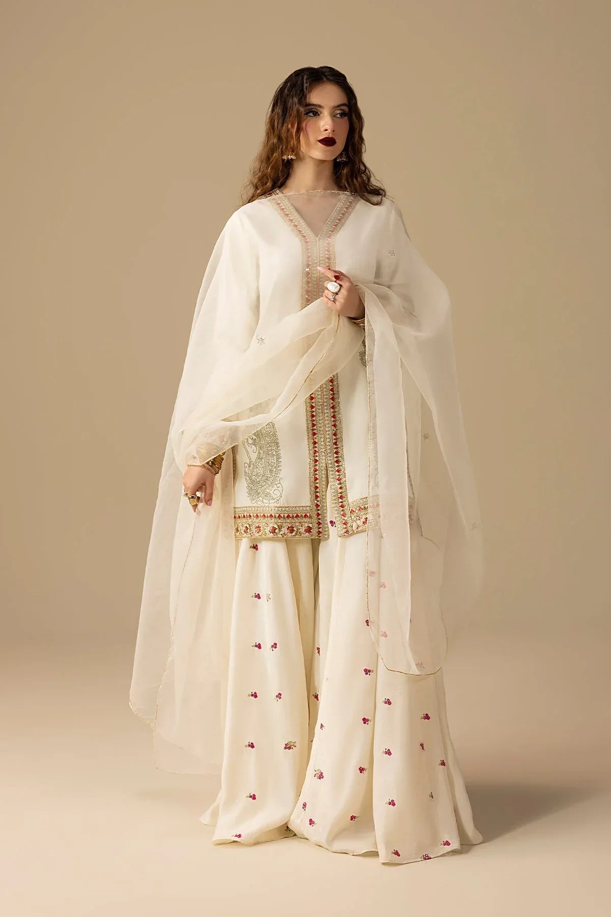 Erum Khan | Lillia Summer Edit | Dream Dust - Rang-e-Khaas