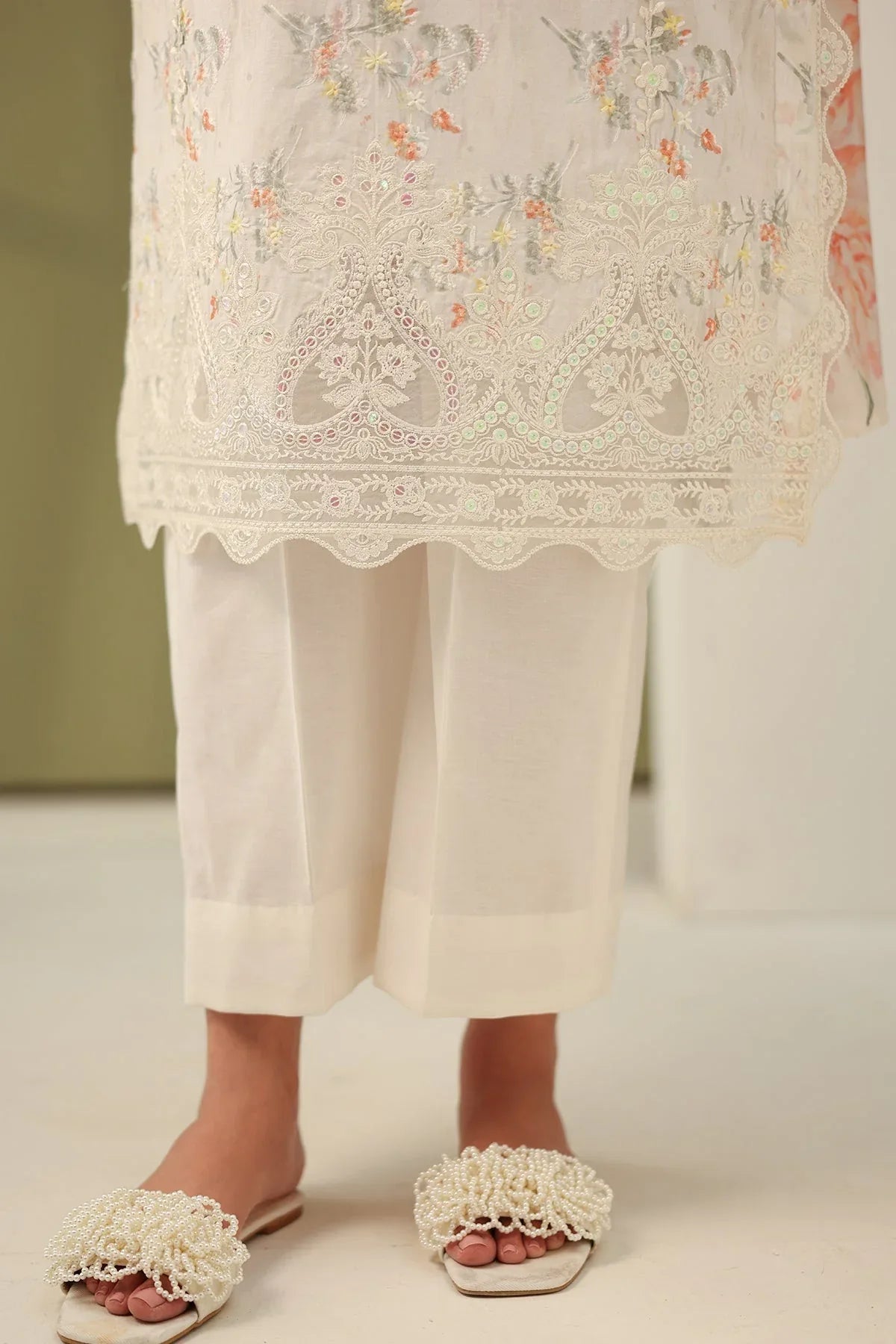 Baroque | Eid Printique | EMBROIDERED PRINTED LAWN UF-4181 - Rang-e-Khaas